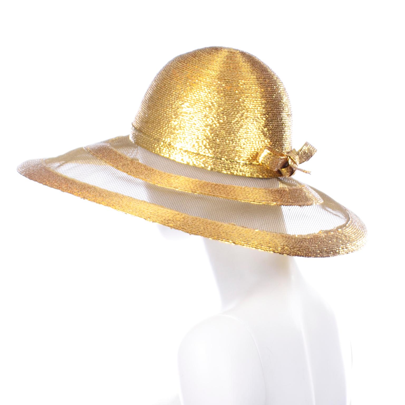 Frank Olive - Chapeau à large bord en paille et maille tissée dorée avec nœud, vintage Pour femmes en vente