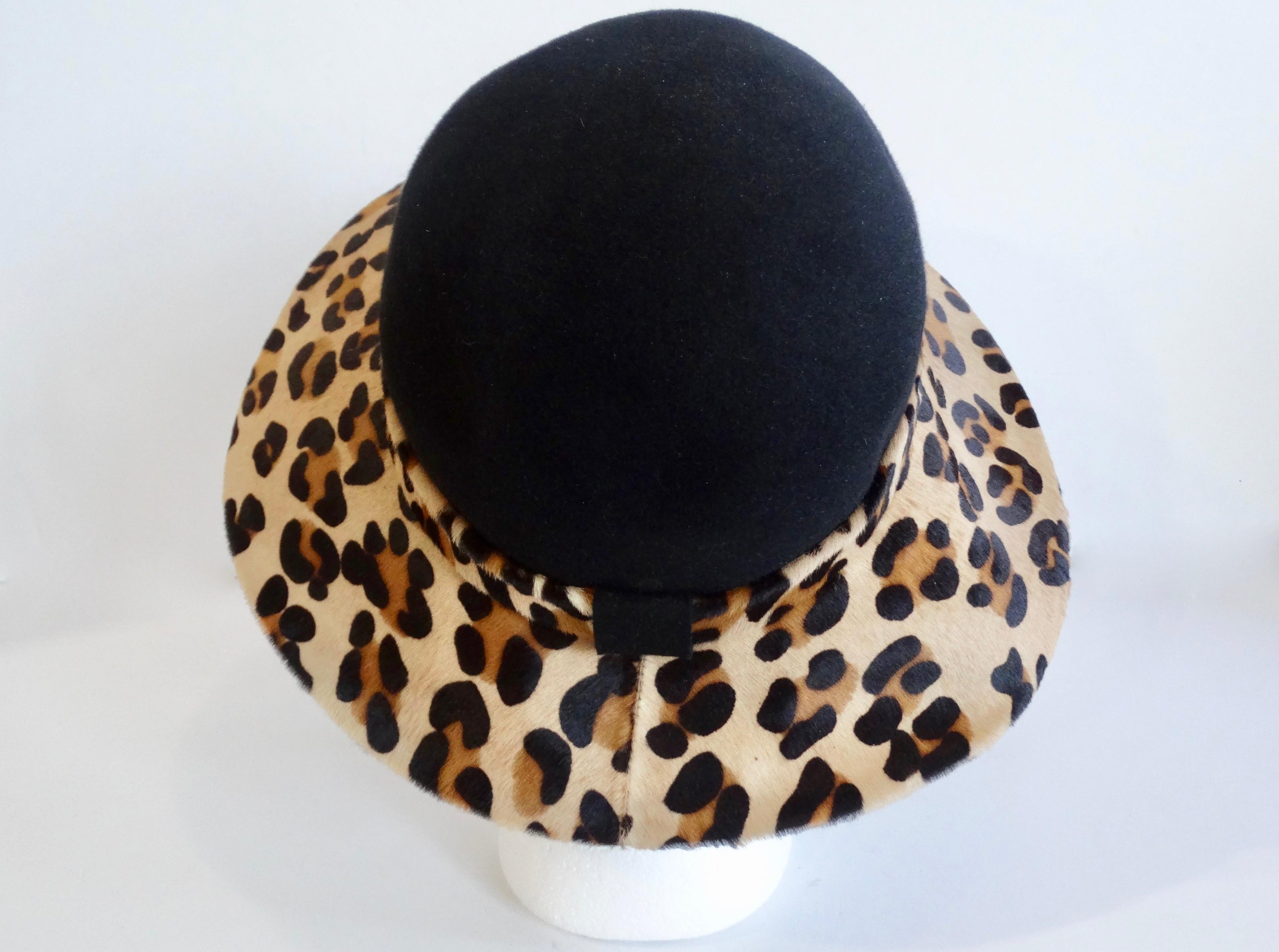 da uomo o donna Cappello Frank Olive con stampa leopardata in vendita