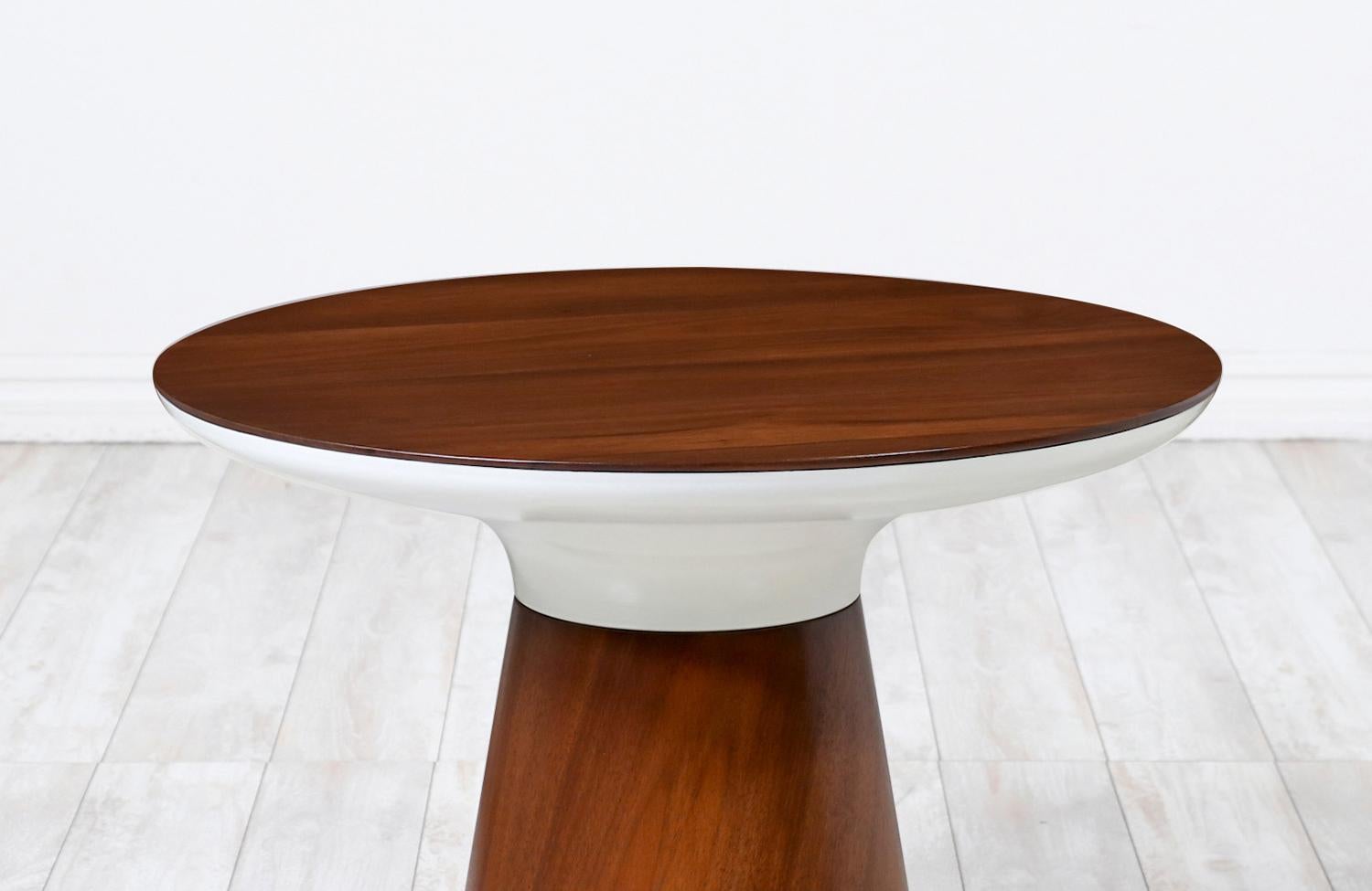 Mid-Century Modern Expertly Restored - Frank Rohloff Tulip Walnut Side Table for Brown Saltman  For Sale