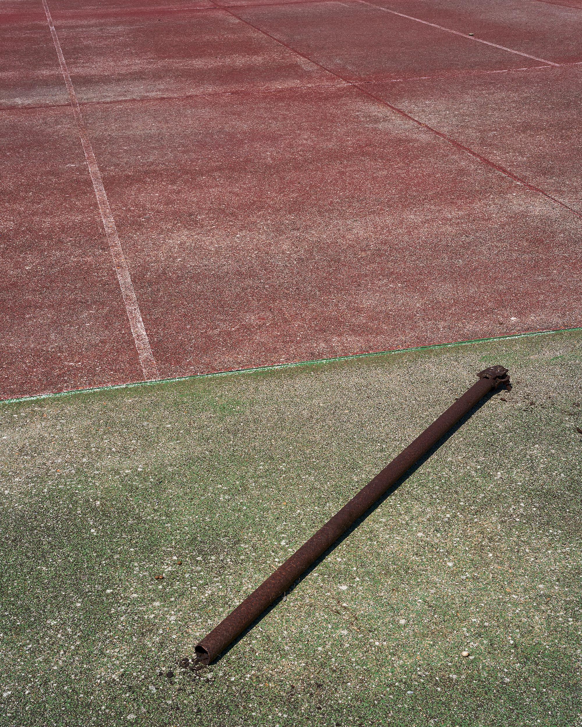 Frank Schott Color Photograph - found object A - large format photograph of conceptual iconic object