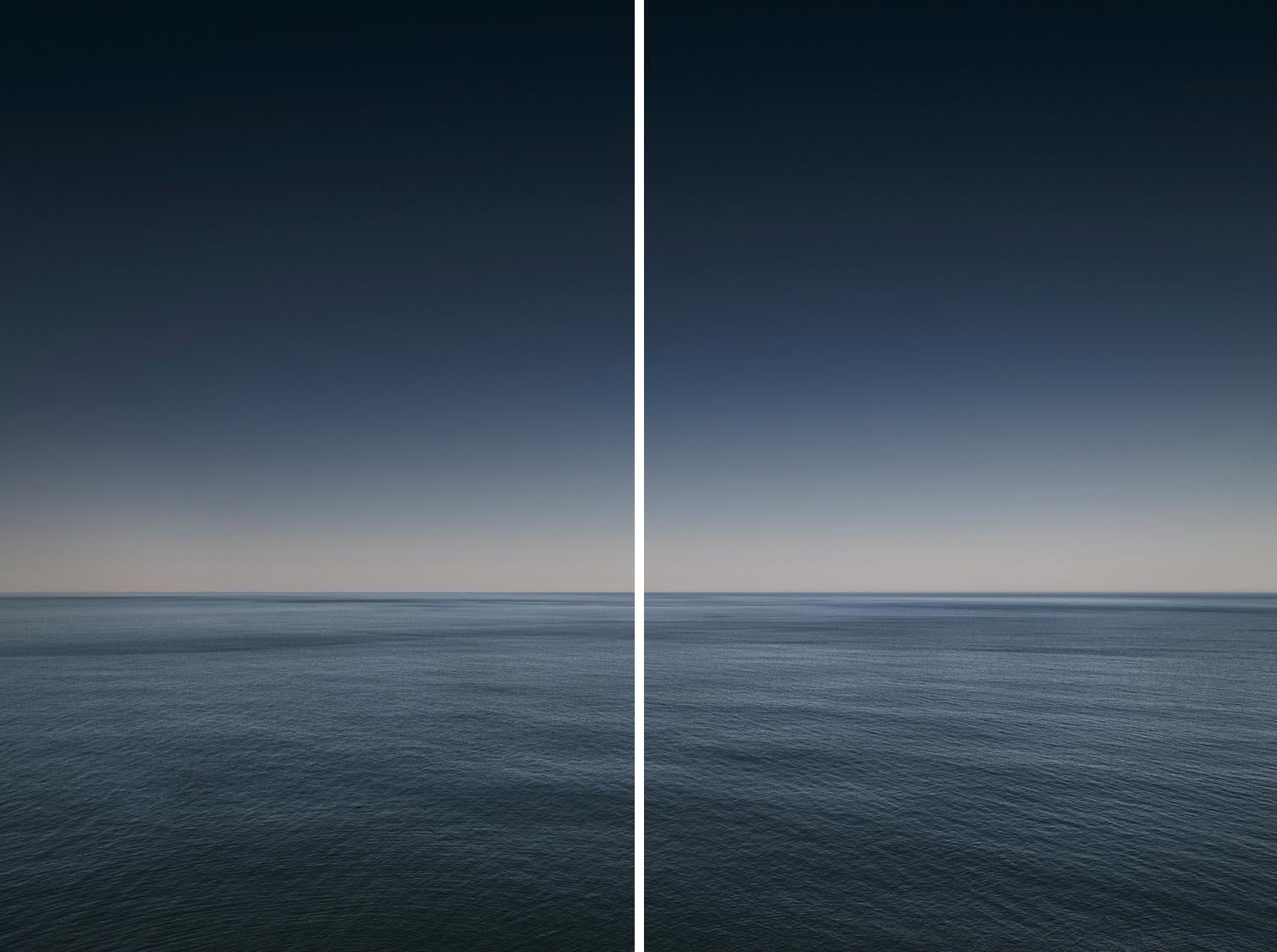 Paysage marin I Diptyque (encadré) - photographie abstraite d'horizon nuageux en aquarelle