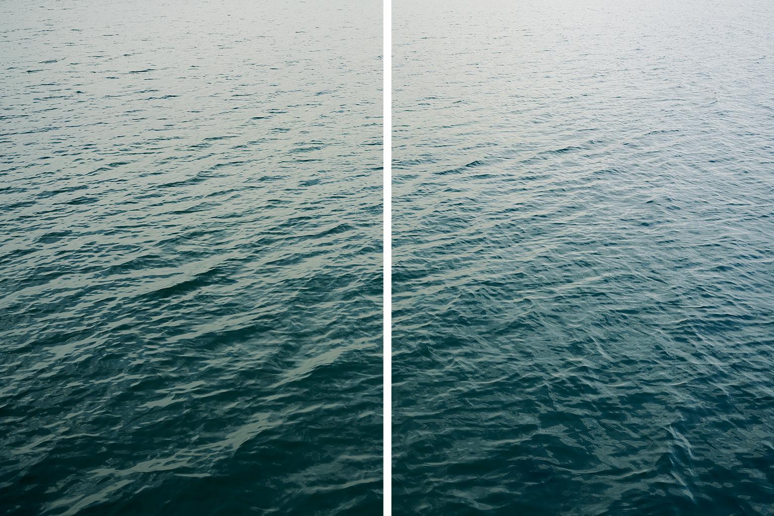 Seascape XVIII - Diptyque - photographie abstraite de l'eau couleur nuage horizon - Gris Abstract Print par Frank Schott