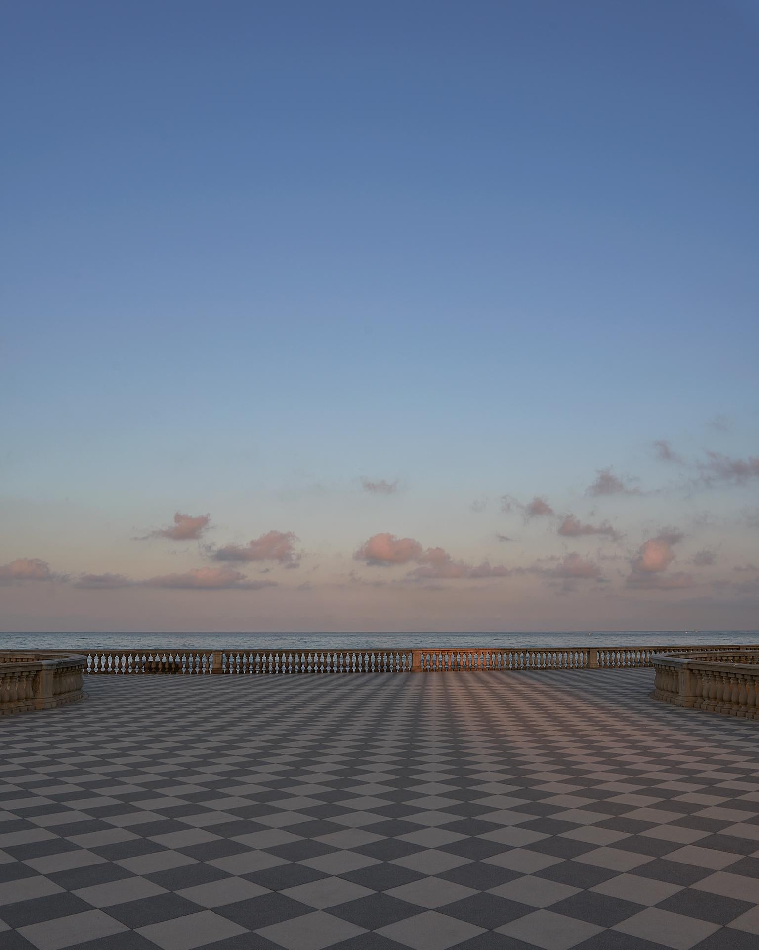 Mare (Mascagni) - photographie à grande échelle du ciel italien abstrait en mer - Photograph de Frank Schott