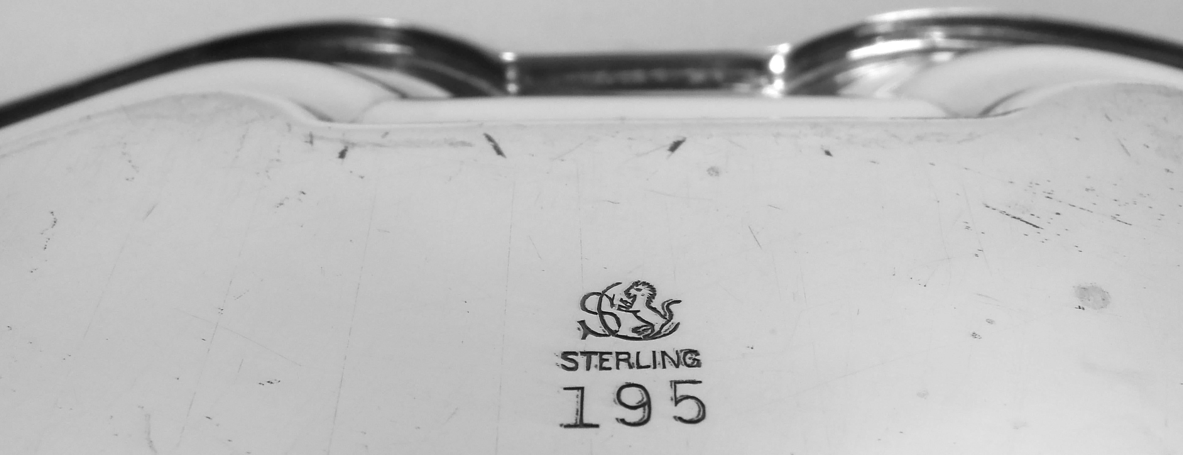 Argent sterling Frank & Smith Chippendale Sterling Silver 10-Inch Round Piecrust Tray en vente