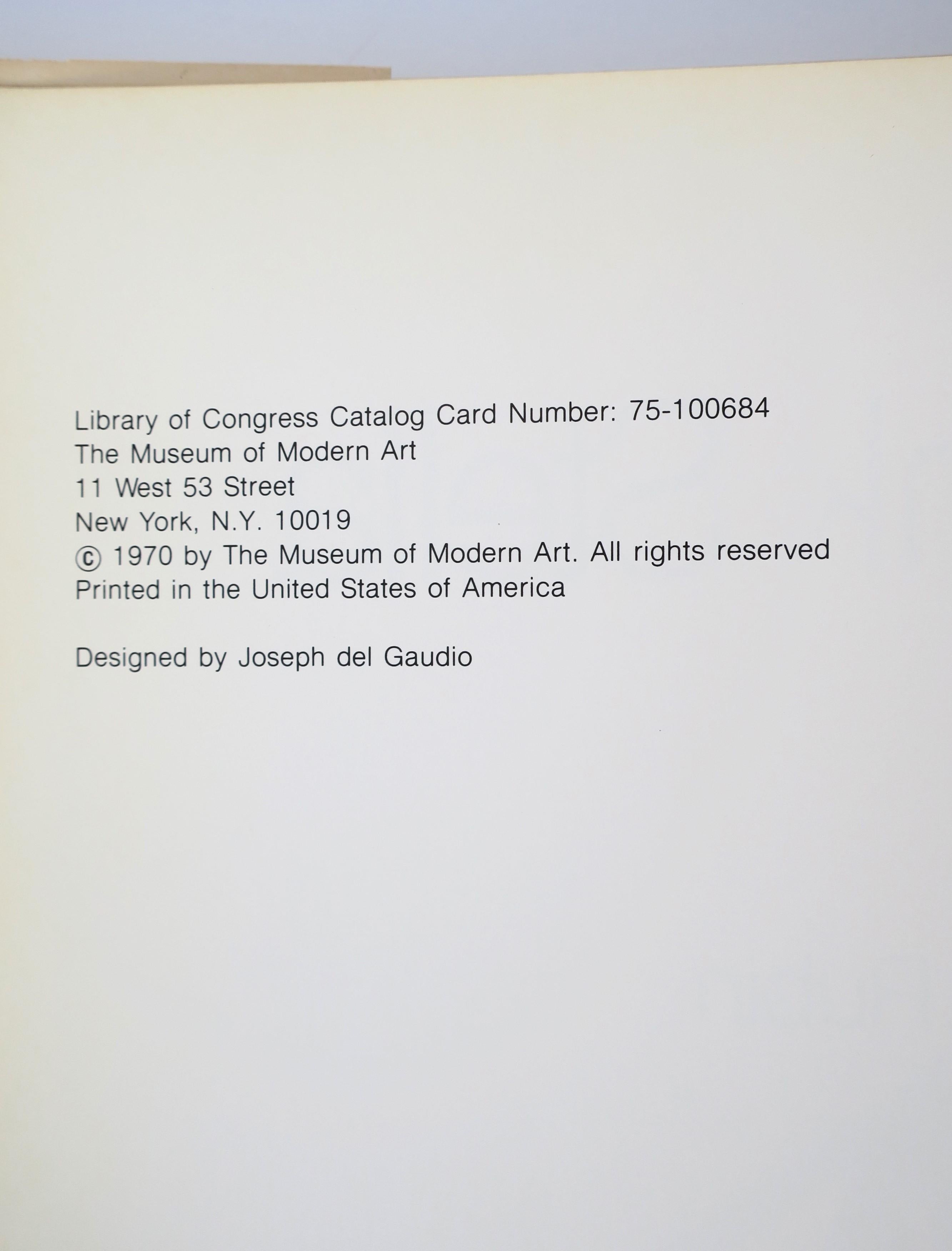 Paper Frank Stella Abstract Artist Metropolitan Museum of Art Book, 1970, New York For Sale