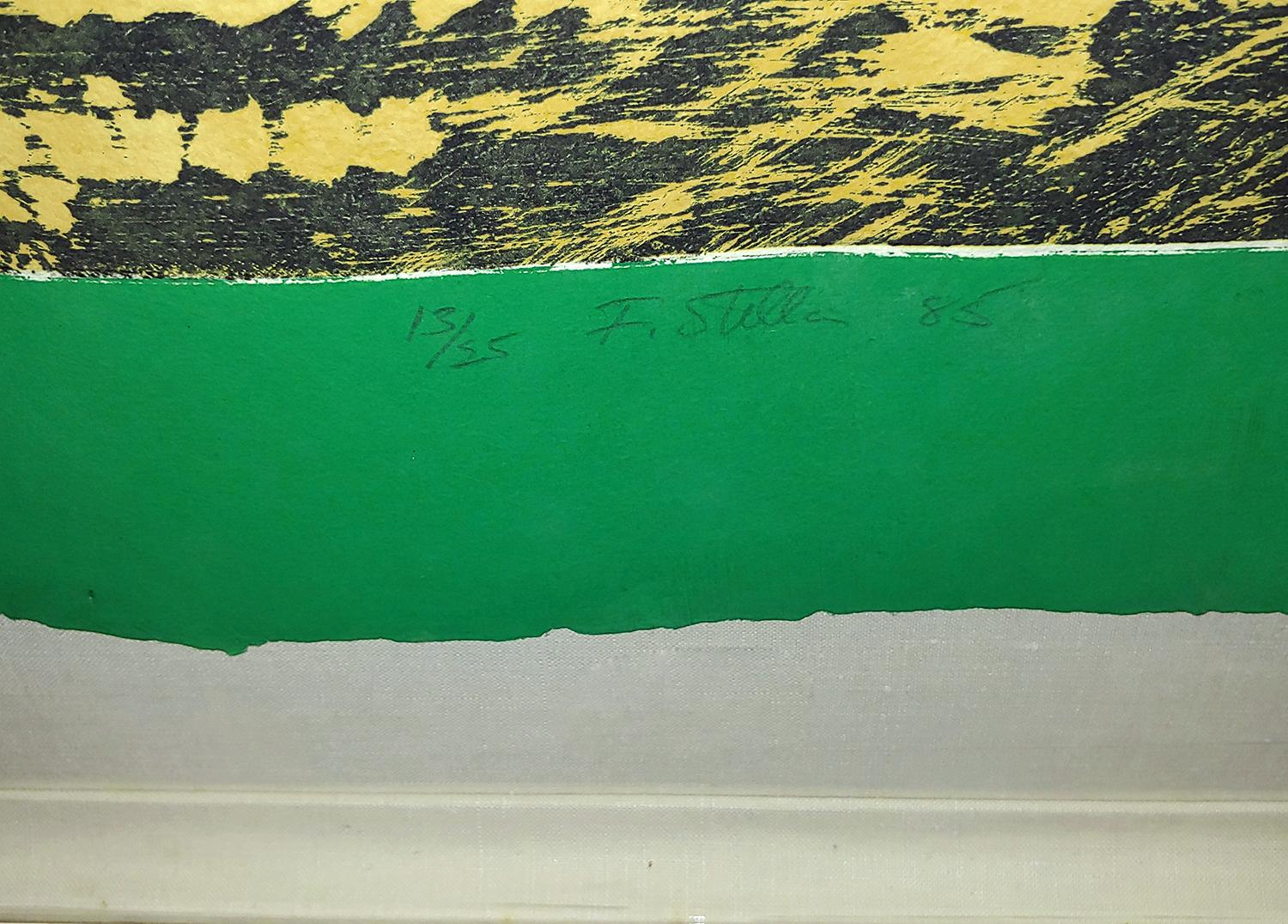 „Green Journal“ 76x62x3 Radierung, Siebdruck und Reliefausgabe von nur 25 Stück (Geometrische Abstraktion), Print, von Frank Stella