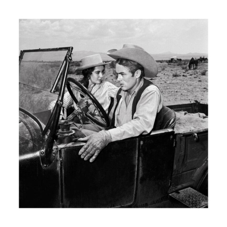 Frank Worth Black and White Photograph – James Dean und Elizabeth Taylor in Auto auf dem Set aus Riesen