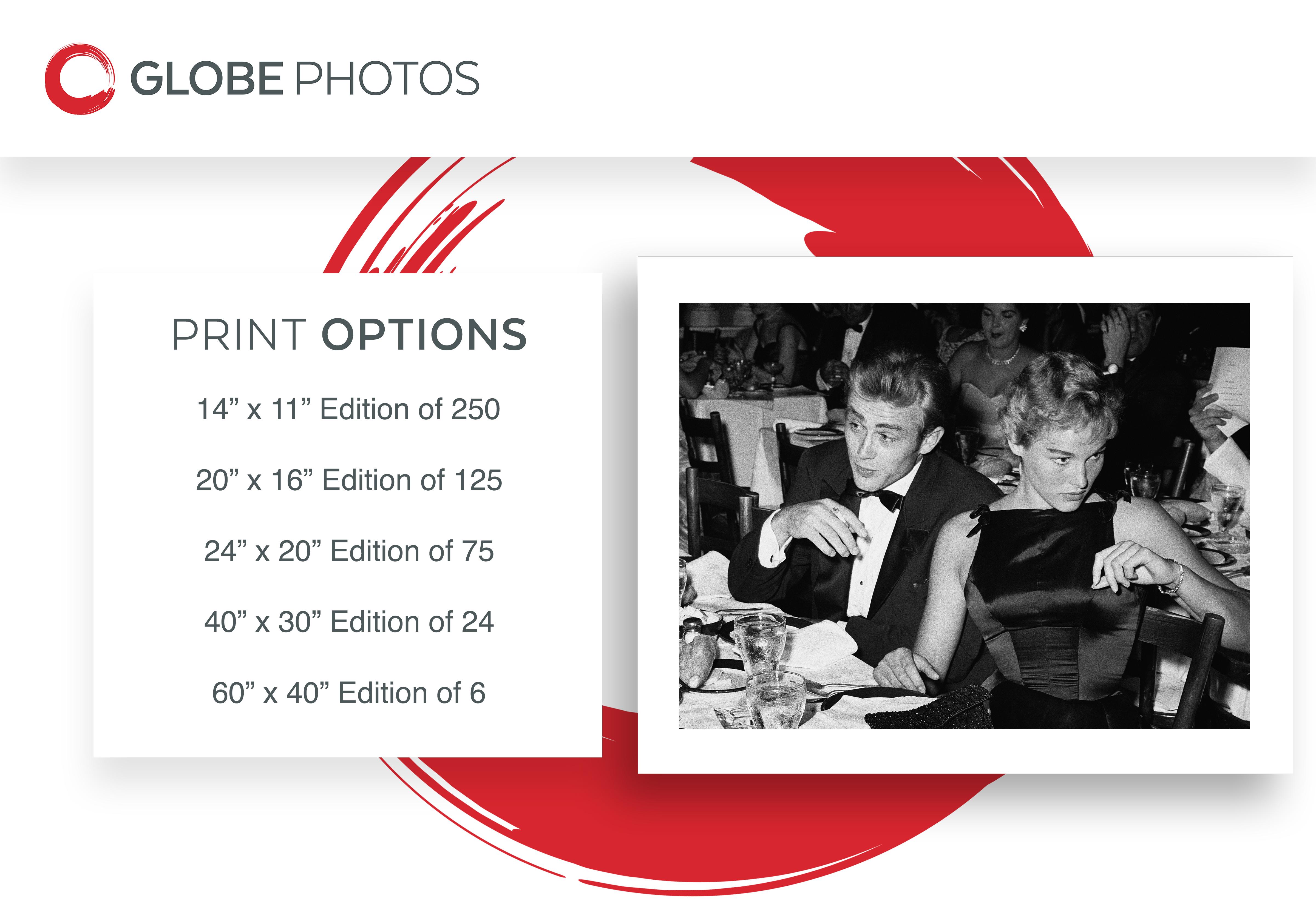 James Dean e Ursula Andress alla cena degli Oscar - Photograph di Frank Worth