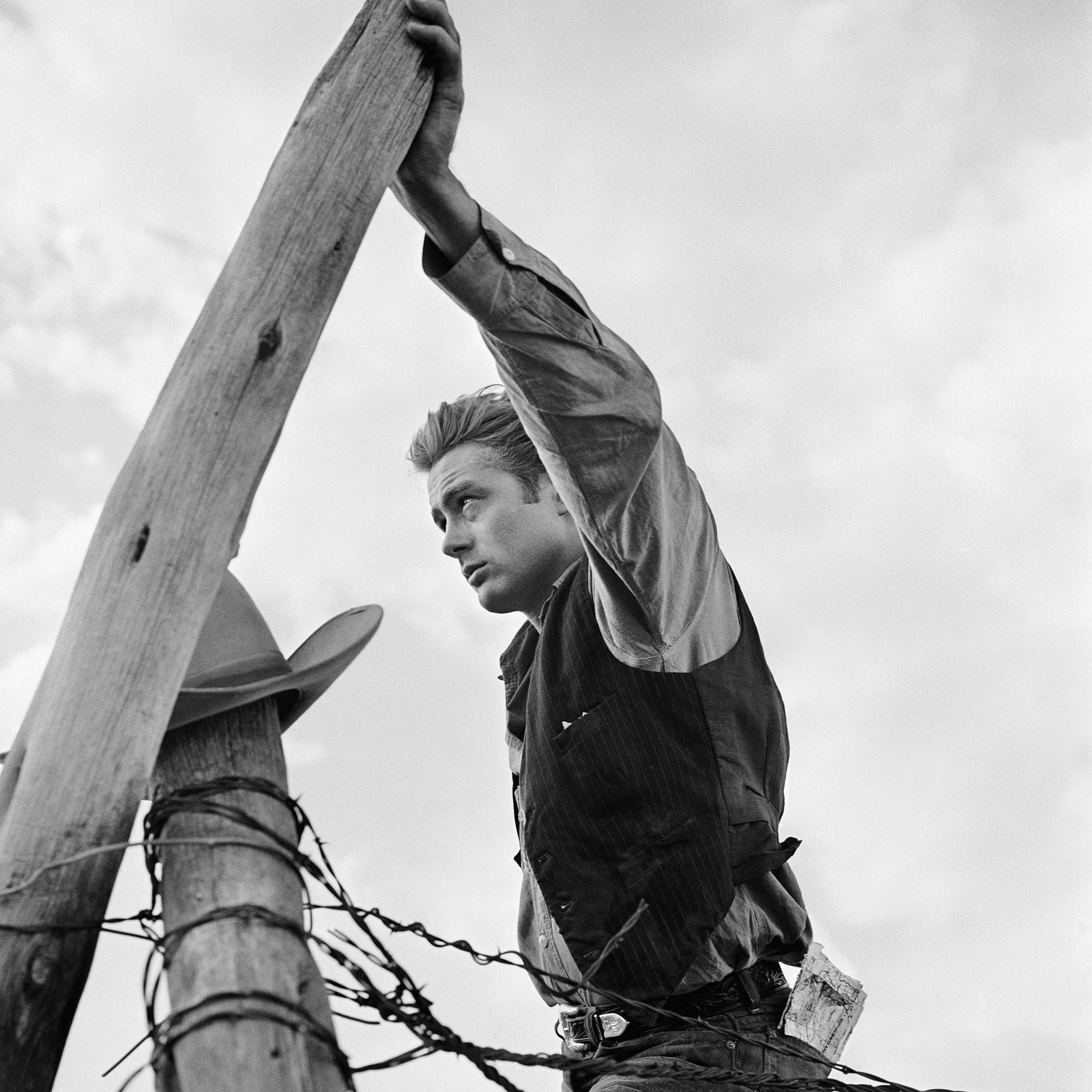 Frank Worth Black and White Photograph - James Dean as Jett Rink in "Giant"