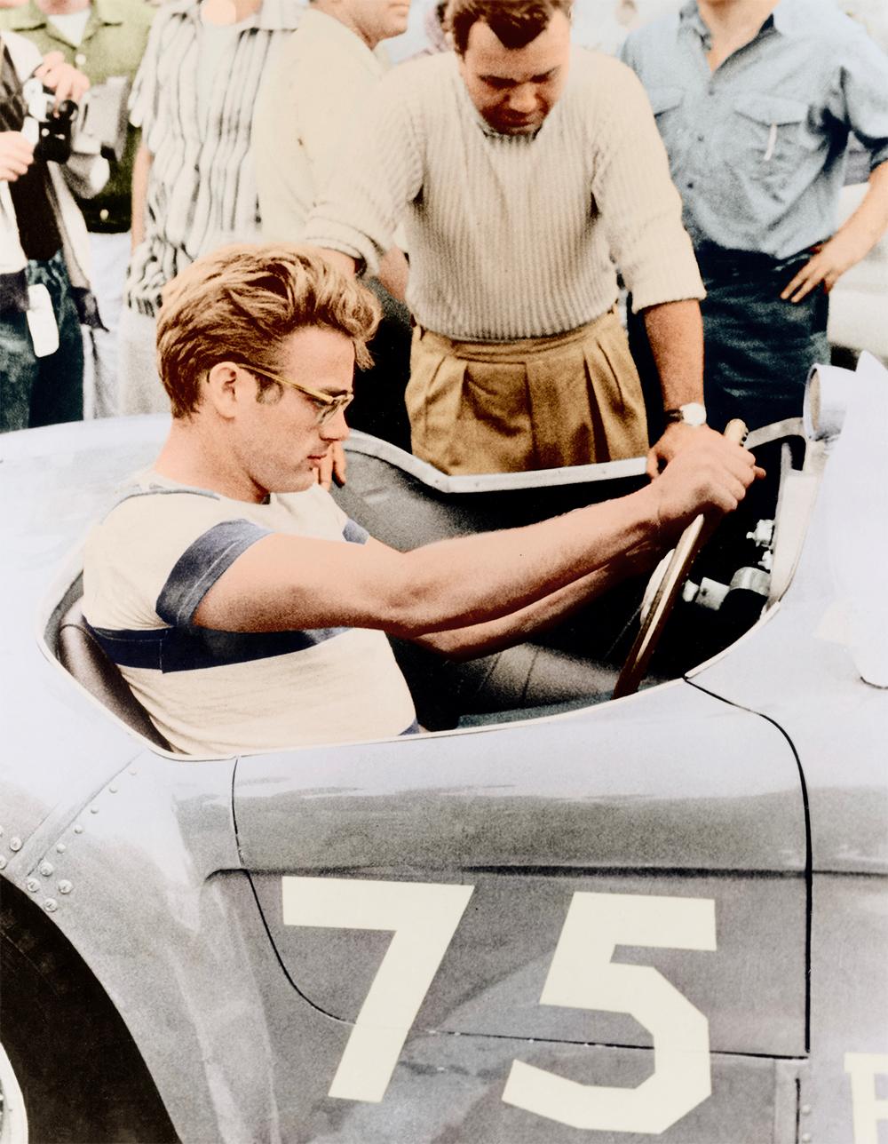 James Dean bei einer Auto-Rallye - Überformatiger Druck in limitierter Auflage