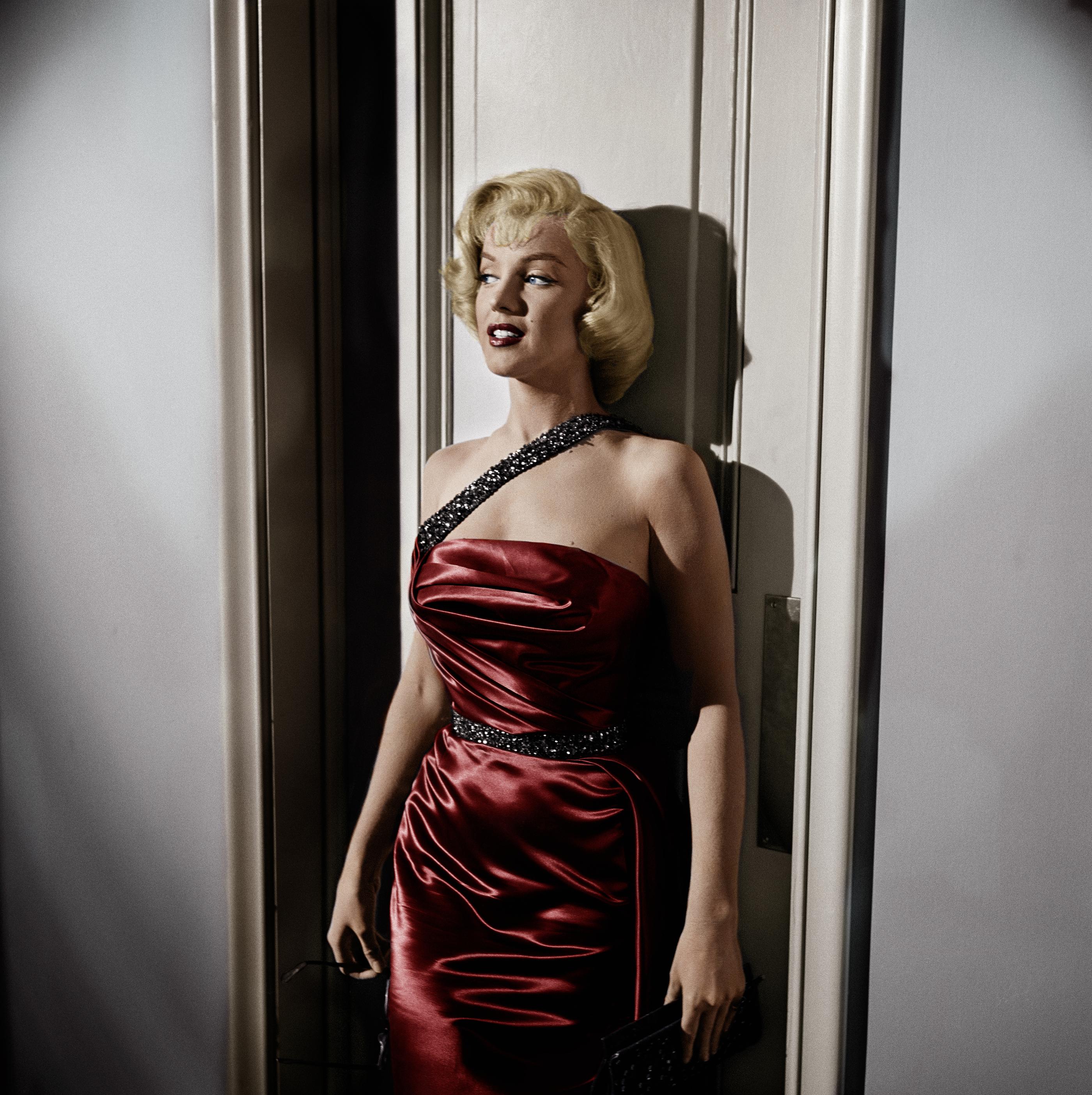 Frank Worth Portrait Photograph - Marilyn Monroe on the Set of "How to Marry a Millionaire"