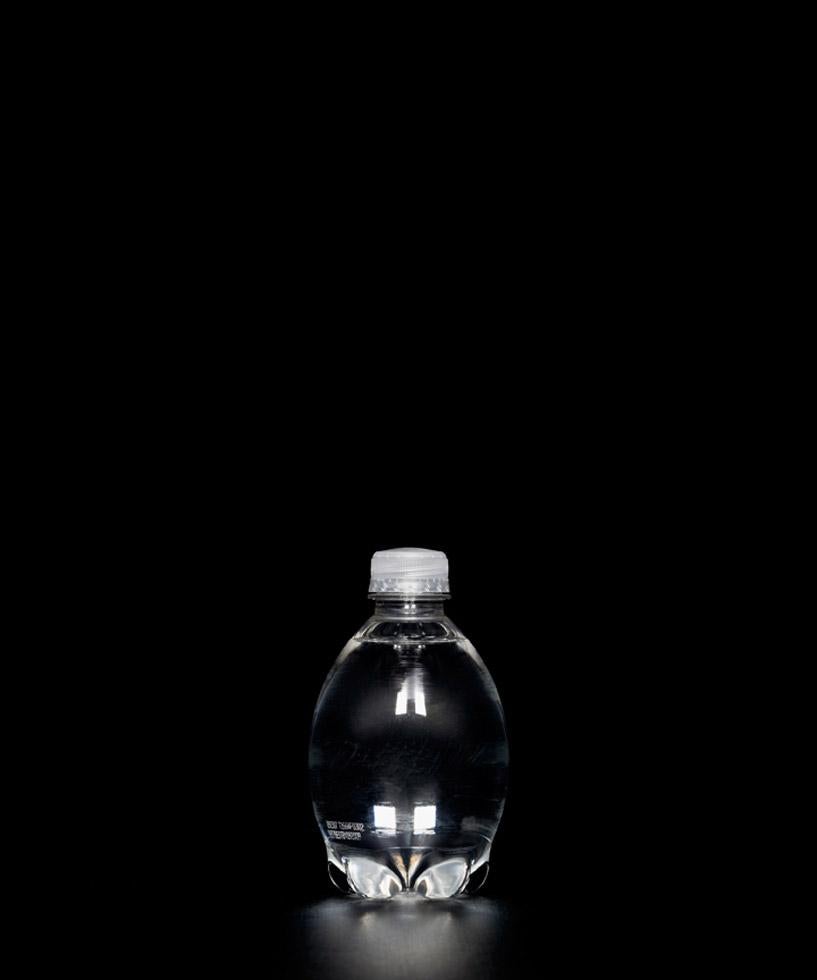Still-Life Photograph de Frank Yamrus - Sin título (Aquapod)