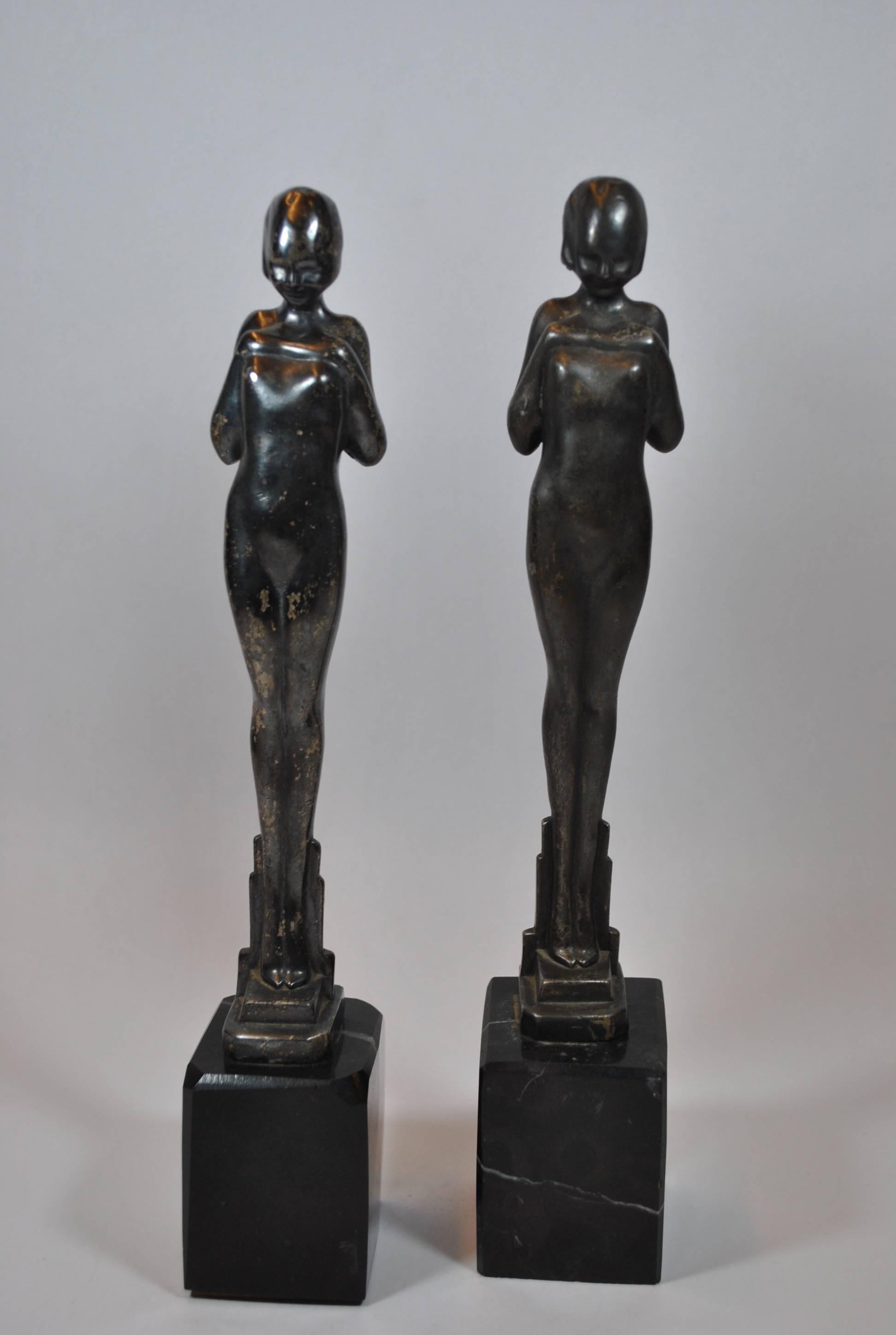 Designed by sculptor Arthur von Frankenberg for Frankart at 1170 Broadway and 28th, N.Y. (1922-1932). They manufactured utilitarian household objects such as lamps, ashtrays, bookends, vases, smoker´s sets, stands, etc. portraying solely the female