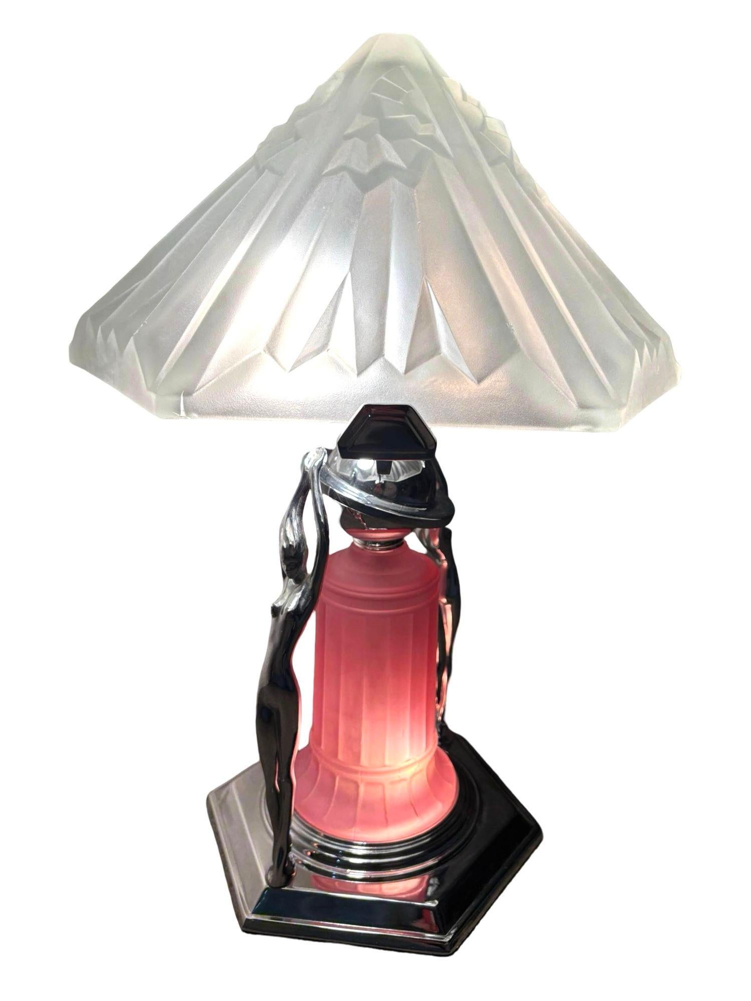 Lampe figurative en chrome avec abat-jour en verre Vivian, époque Frankart, style Art Déco en vente 4