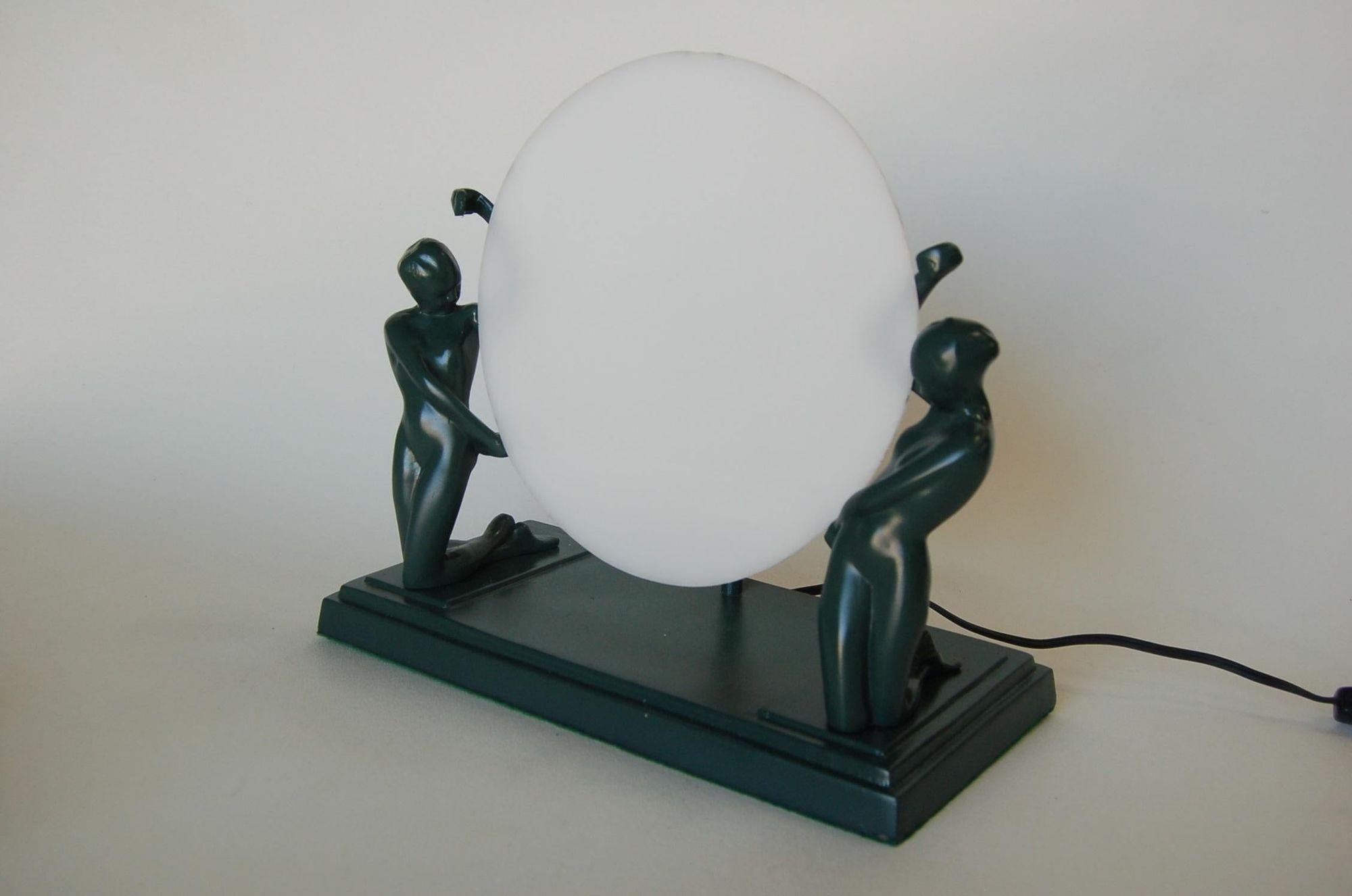 Frankart Style Nude Figures Nymph Silhouette Sun Green Table Lamp In Excellent Condition In Van Nuys, CA