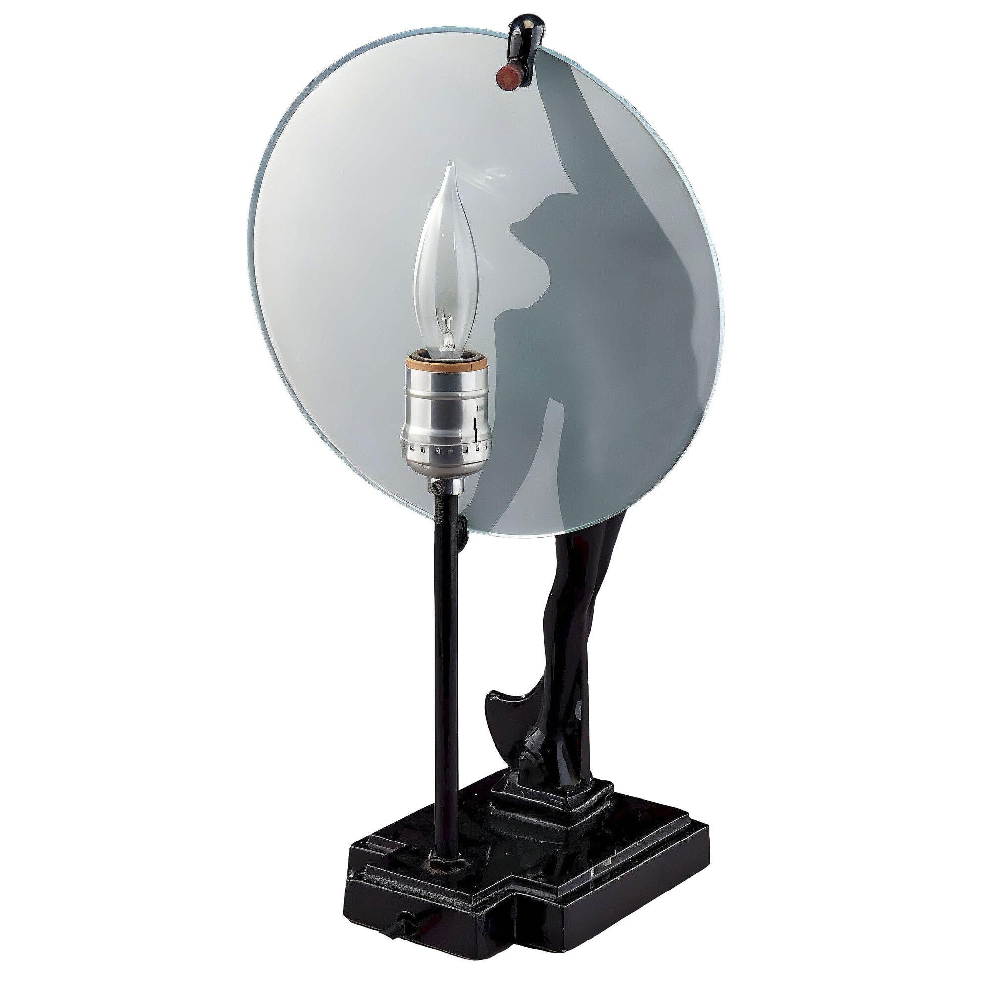 Américain Lampe de table en stéatite noire de Frankart, Nymphe Silhouette Lune Nue, Sarsparill en vente