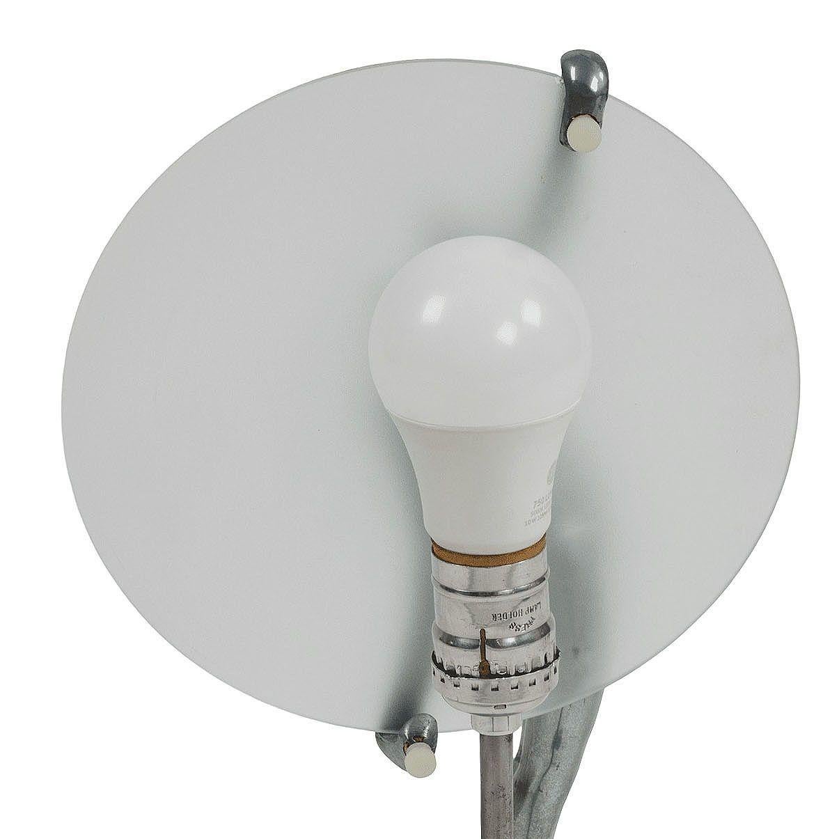 Lampe de table de style Frankart, Silhouette nue, A Silver Moon Spelter by Sarsparilla en vente 1