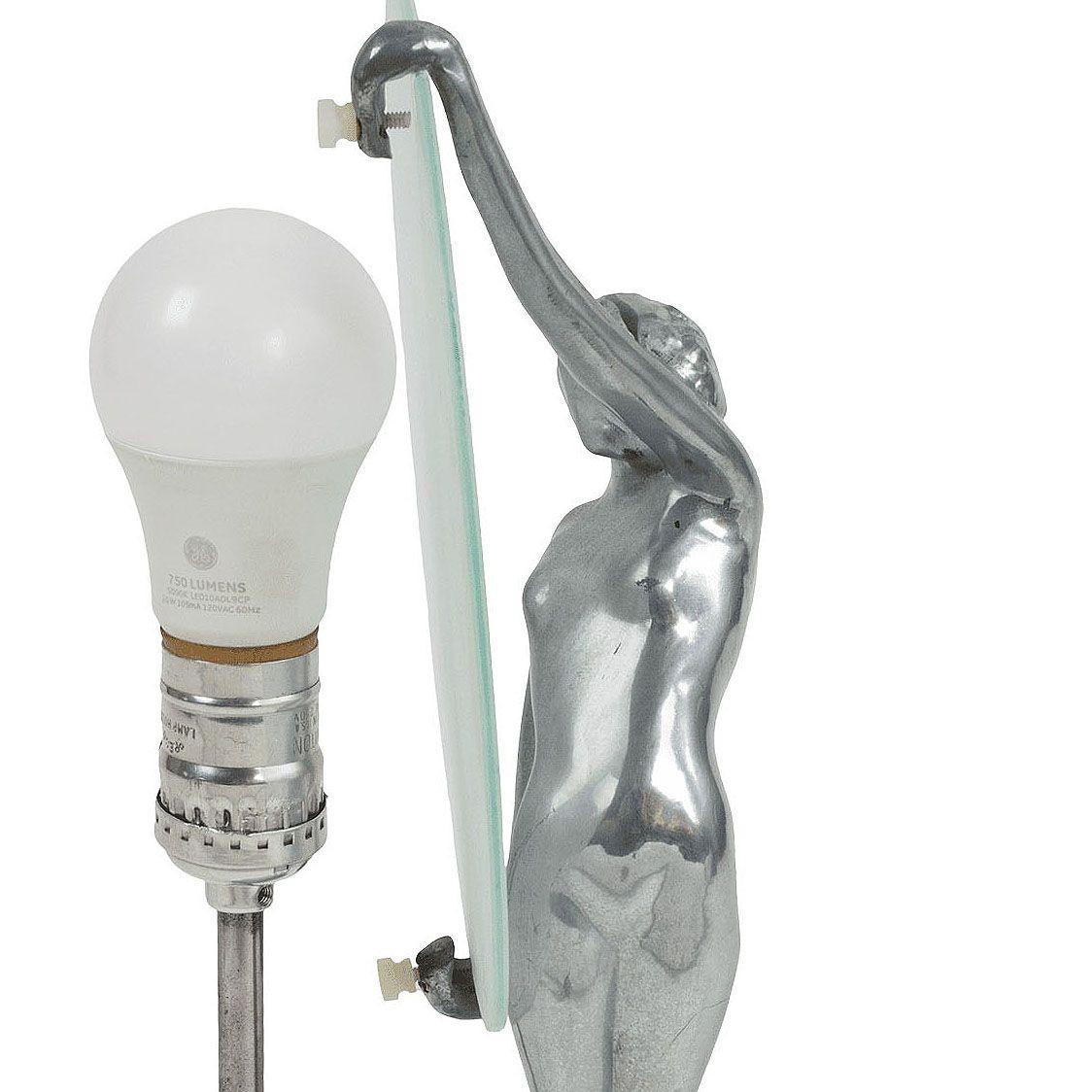 Lampe de table de style Frankart, Silhouette nue, A Silver Moon Spelter by Sarsparilla en vente 3