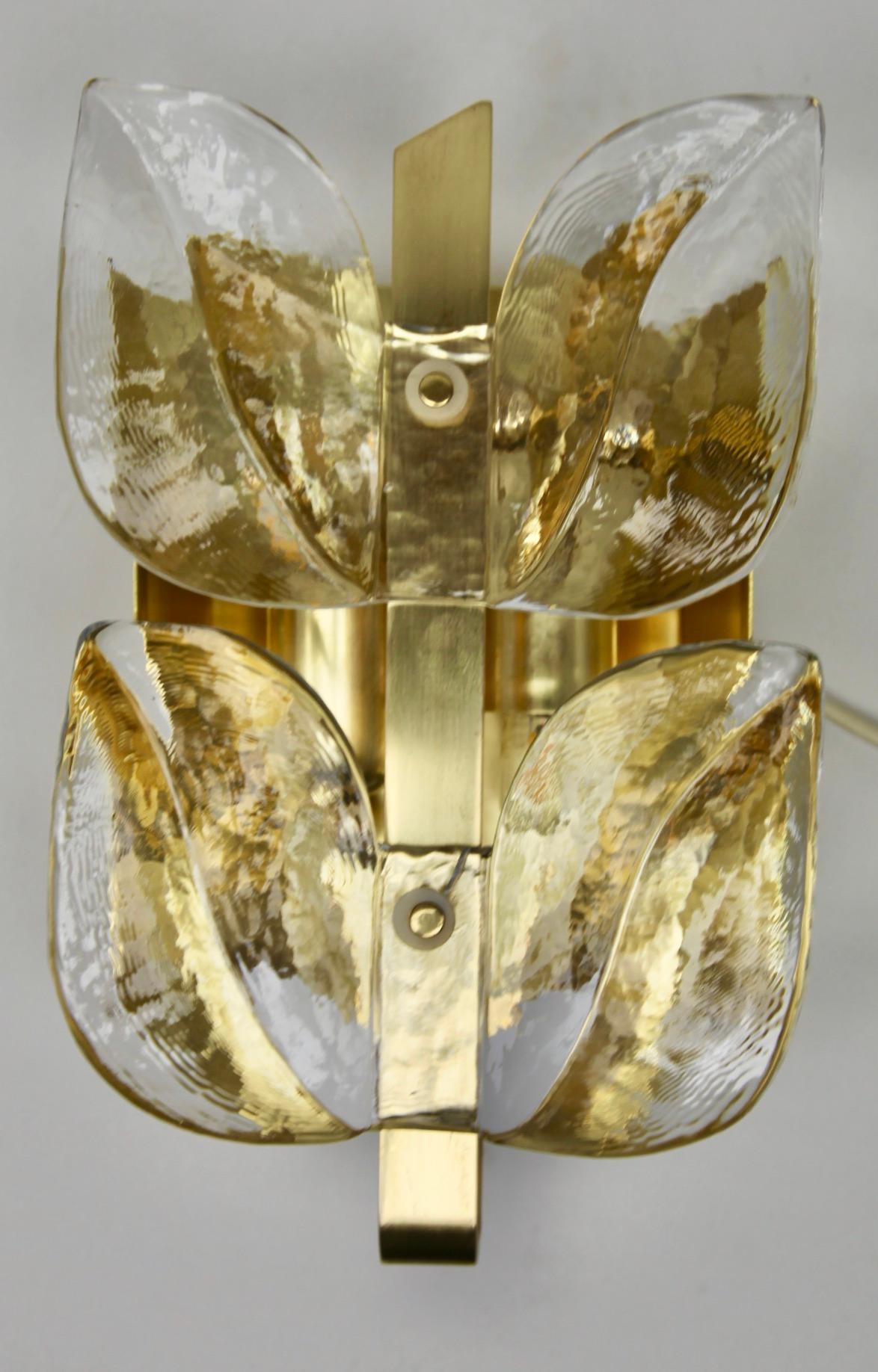Franken Kg Kalmar Art Glass Leaf Sconce 'Wall-Light', circa 1970s 3