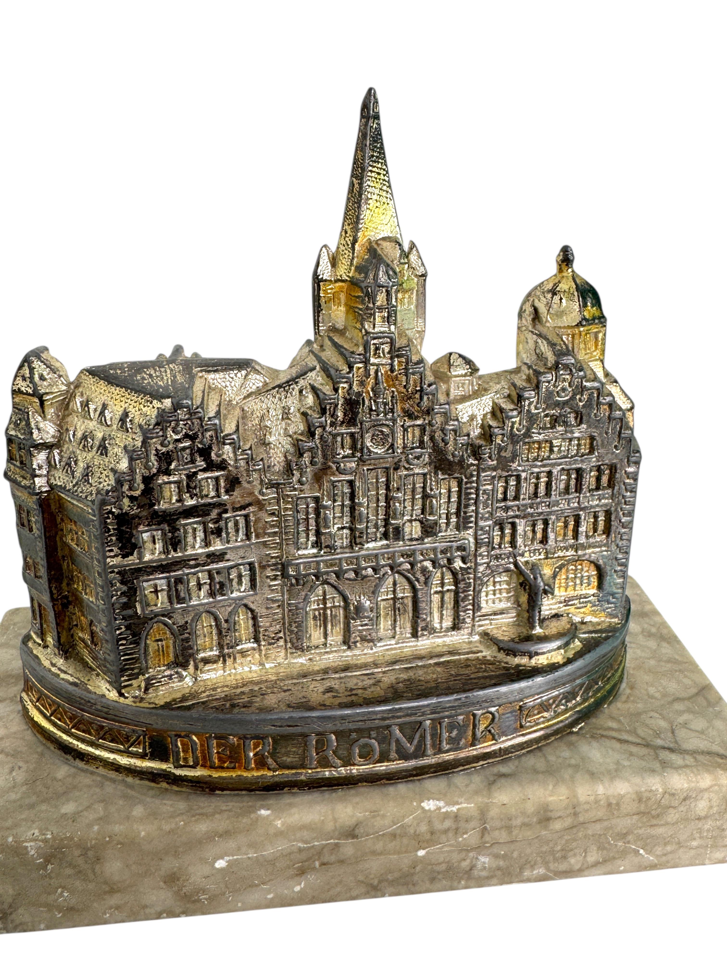 Frankfurt Townes Souvenir Building Architectural Collectible Germany 1920s en vente 1