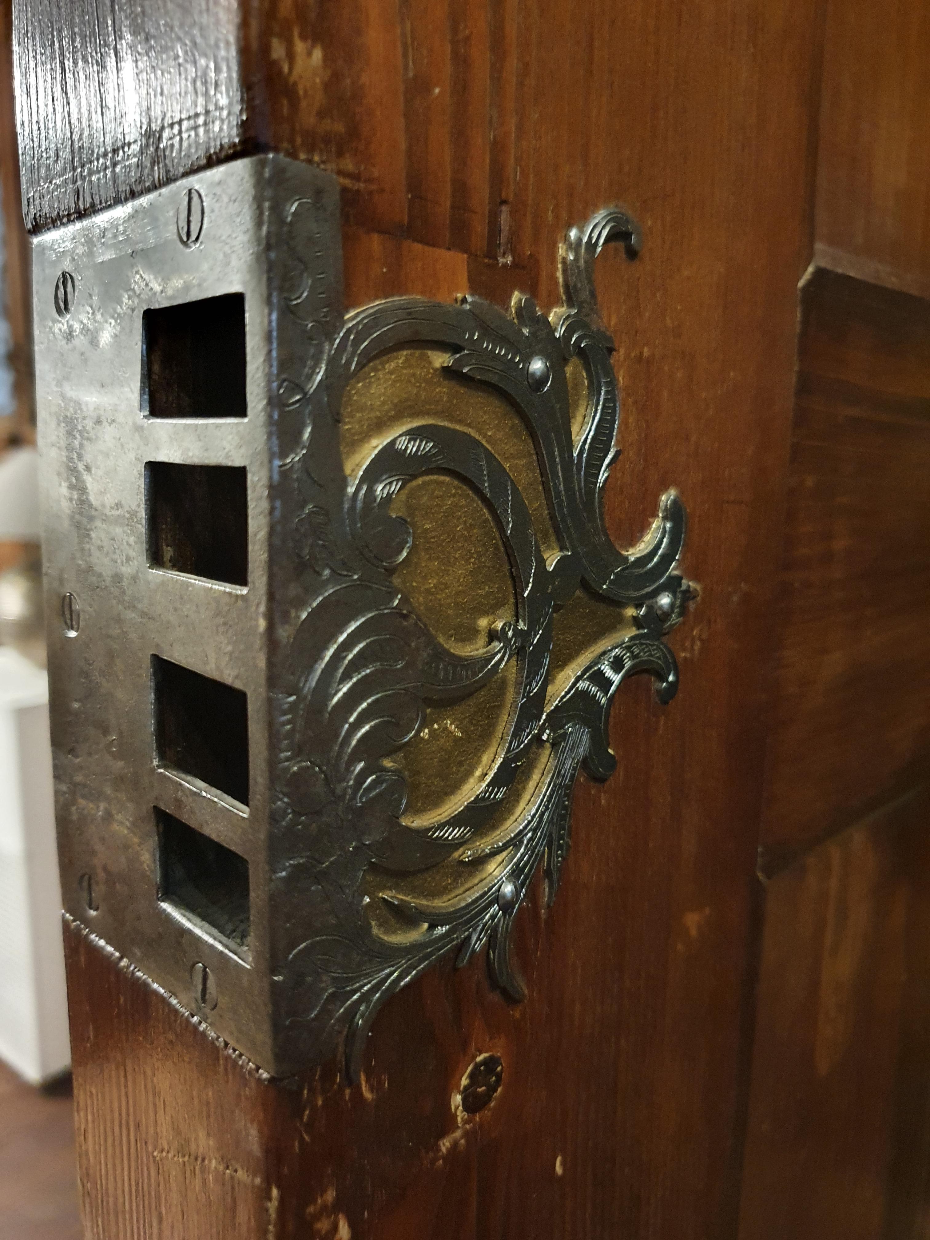 Frankfurter Schrank um 1690 For Sale 8