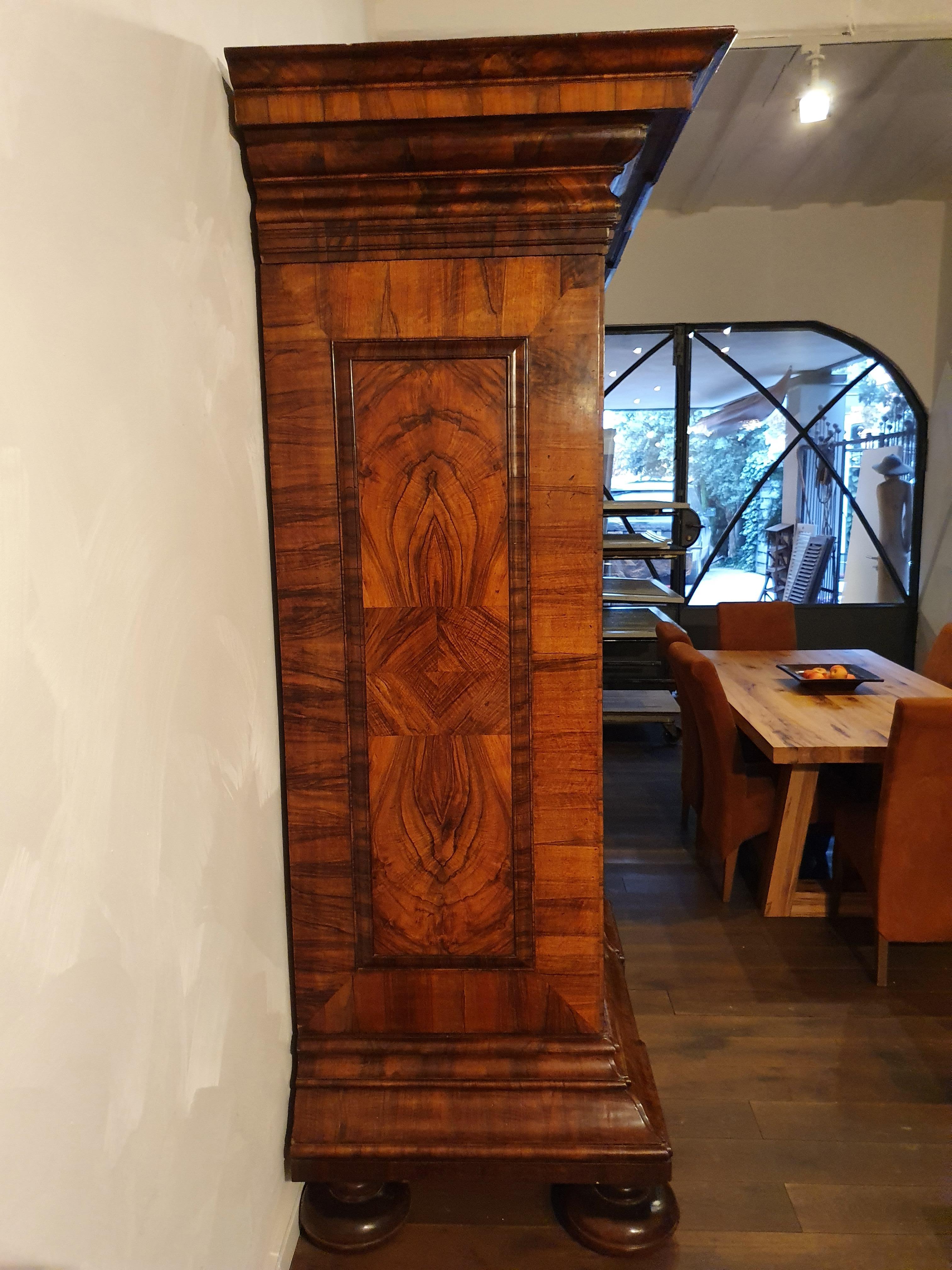 Baroque Frankfurter Schrank um 1690 For Sale