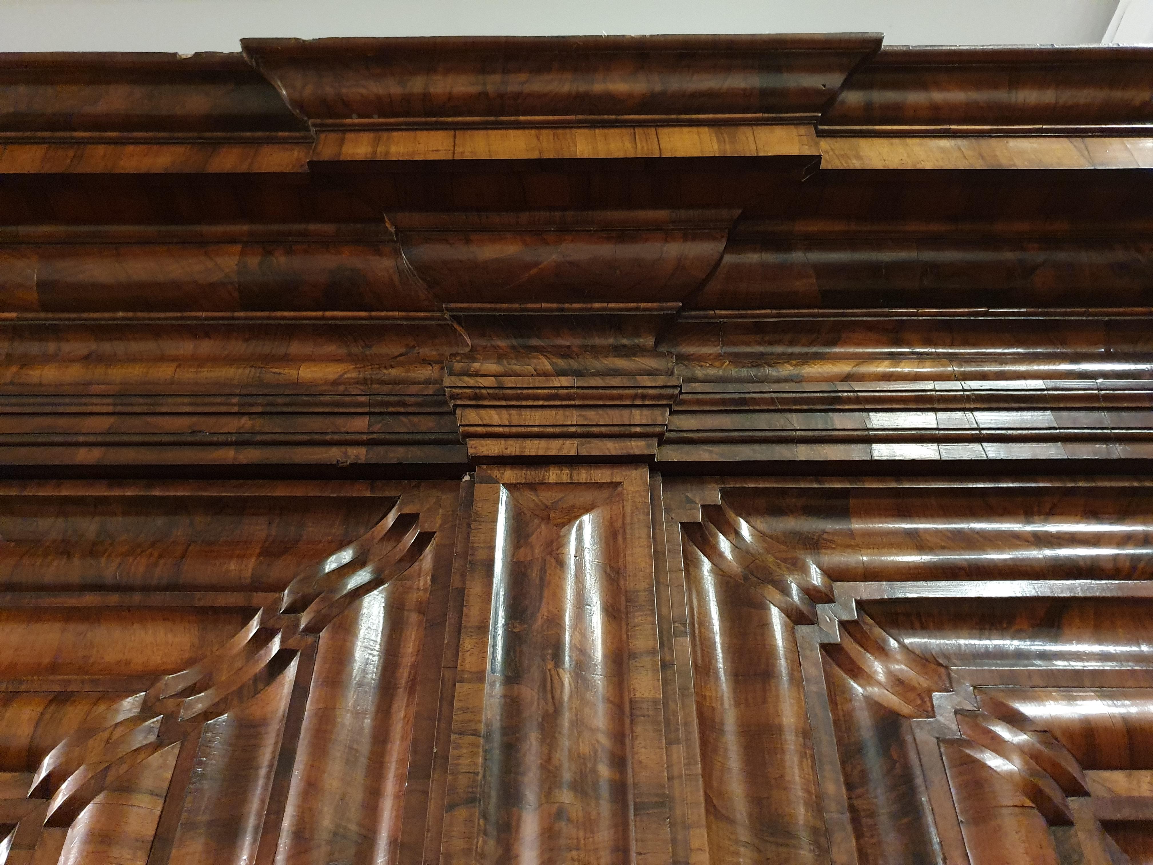 Frankfurter Schrank um 1690 In Good Condition For Sale In Kleinfischlingen, DE