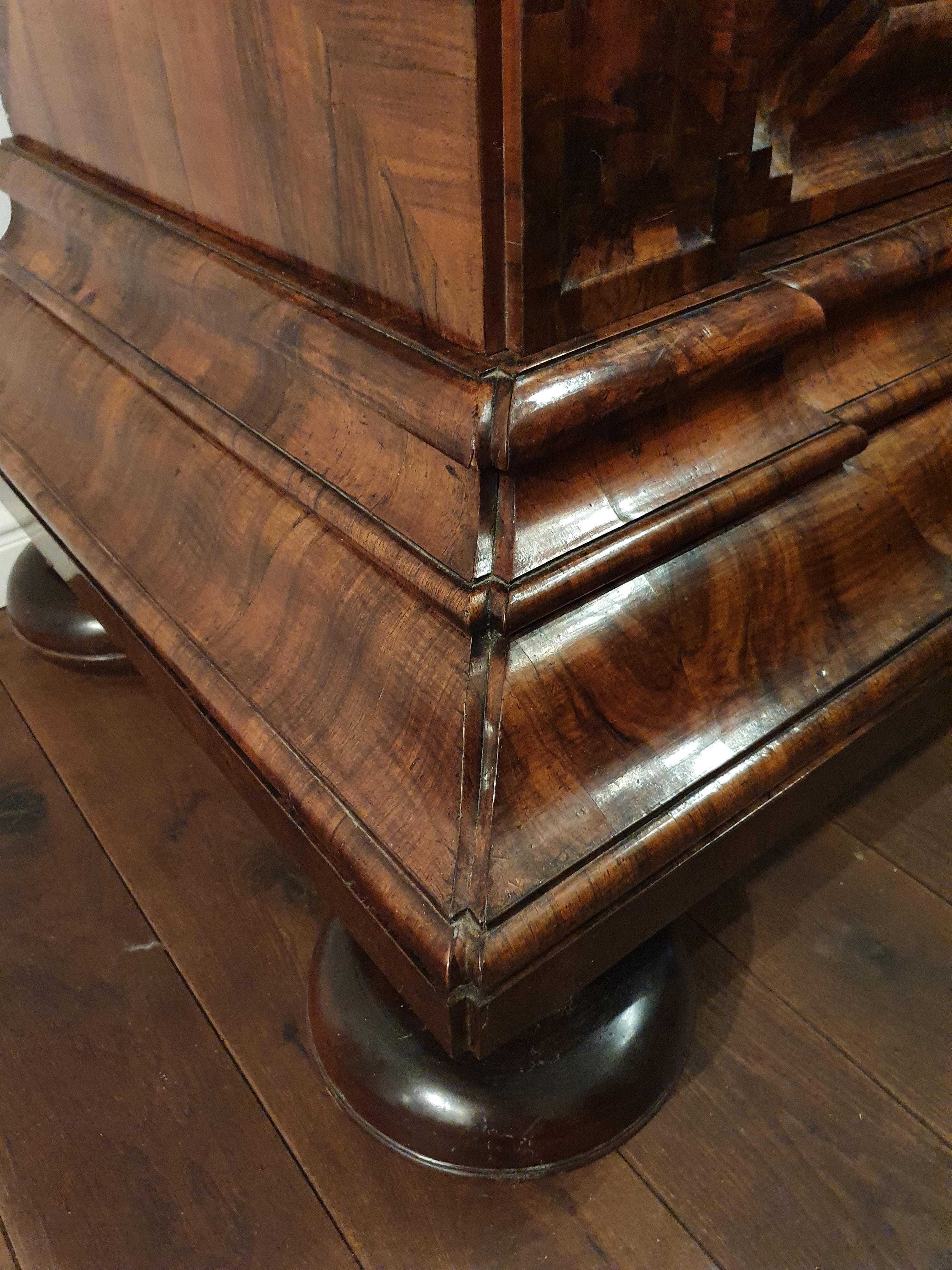 Frankfurter Schrank um 1690 For Sale 2