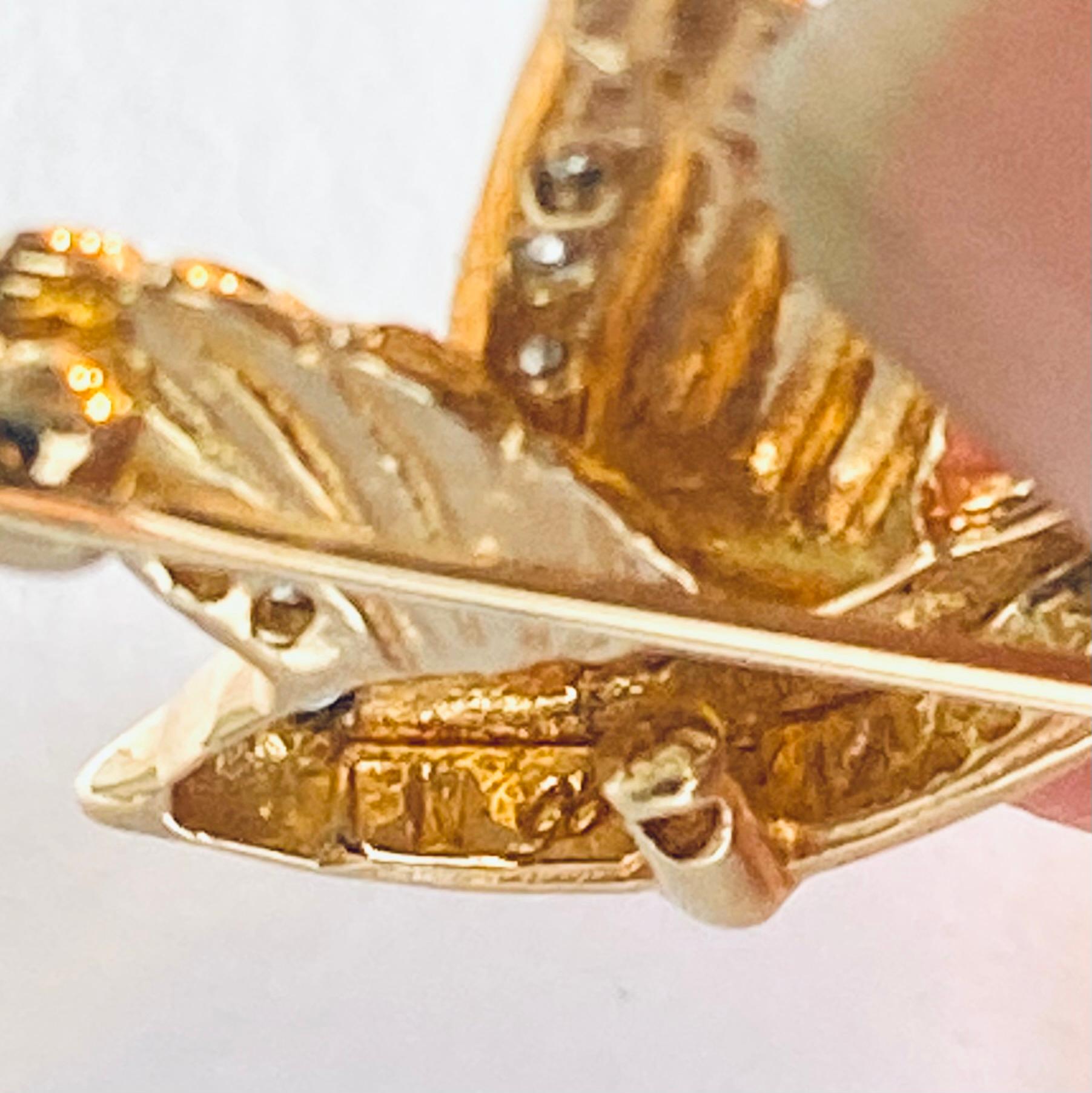 Franklin Mint Fabergé 14K Yellow Gold Bird Brooch with Diamond Accents In Good Condition For Sale In New York, NY