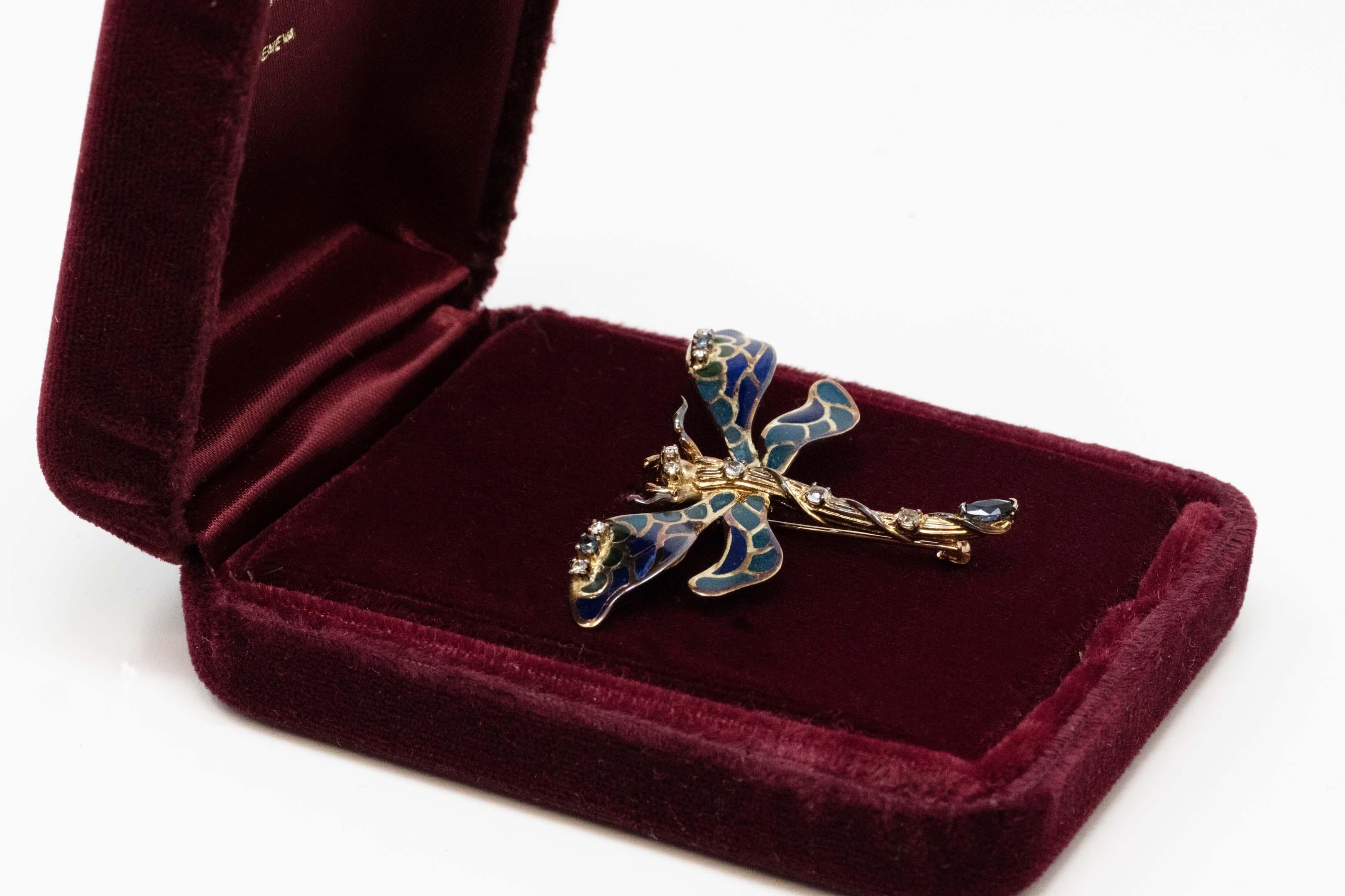 Franklin Mint House of Igor Karl Faberge 14k gold dragonfly brooch pin. Set with 6 diamonds , 3 sapphires and 3 aquamarines and intricate Plique a Jour work. Box included in excellent condition, measures 38 mm  long x 51 mm wide.