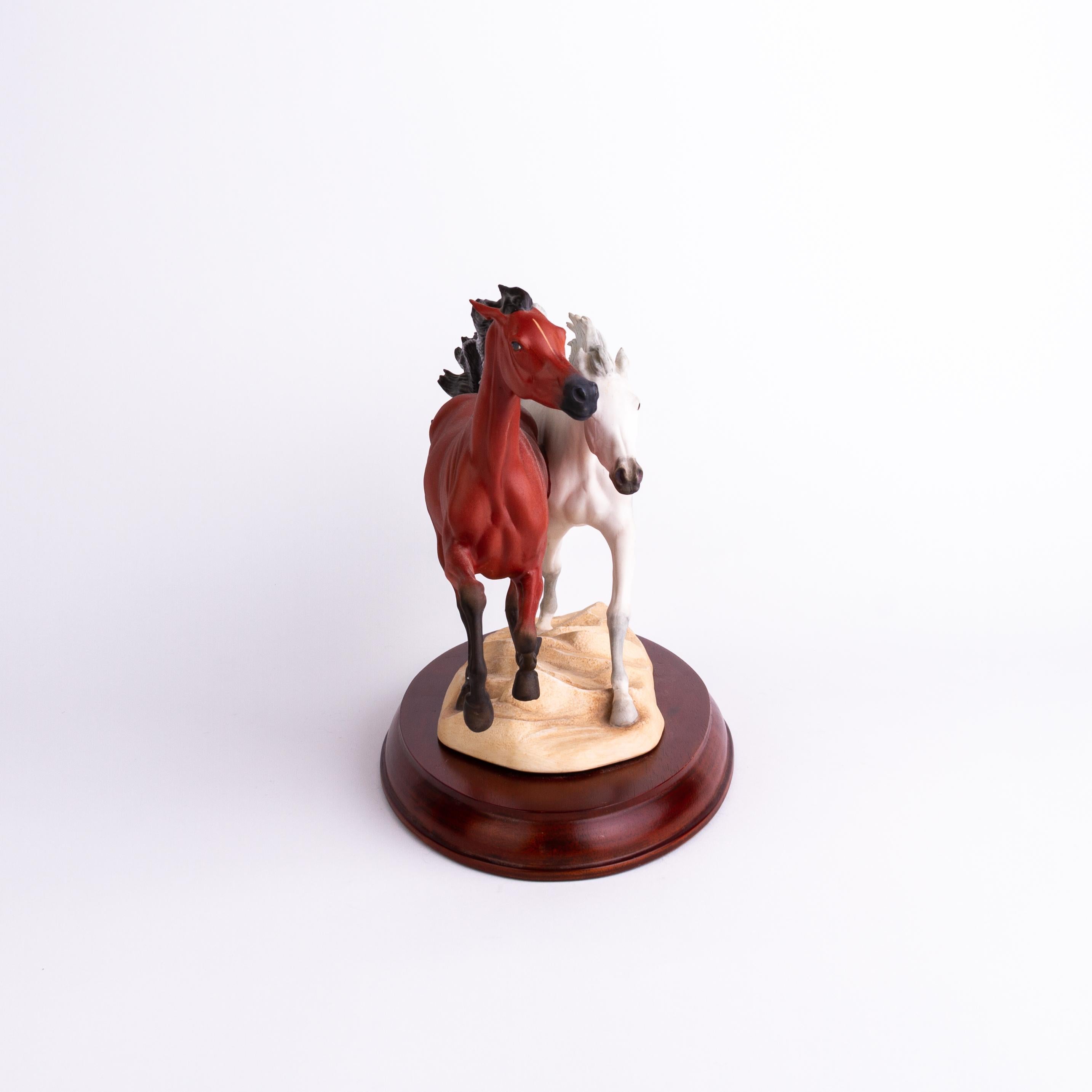 Franklin Mint Porzellan Pferde-Skulpturgruppe 
Guter Zustand
Kostenloser internationaler Versand.
