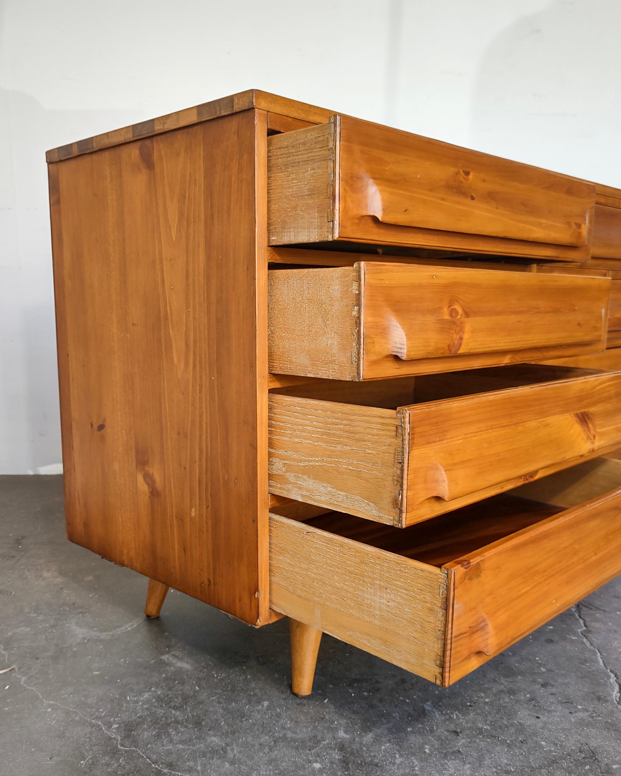 Franklin Shockey Co. Sculpted Pine Mid-Century Modern Lowboy Dresser 1950s 4
