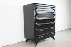 Franklin Shockey Mid Century Modern Highboy Dresser en pin sculpté