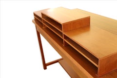 Franlk Lloyd Wright Desk