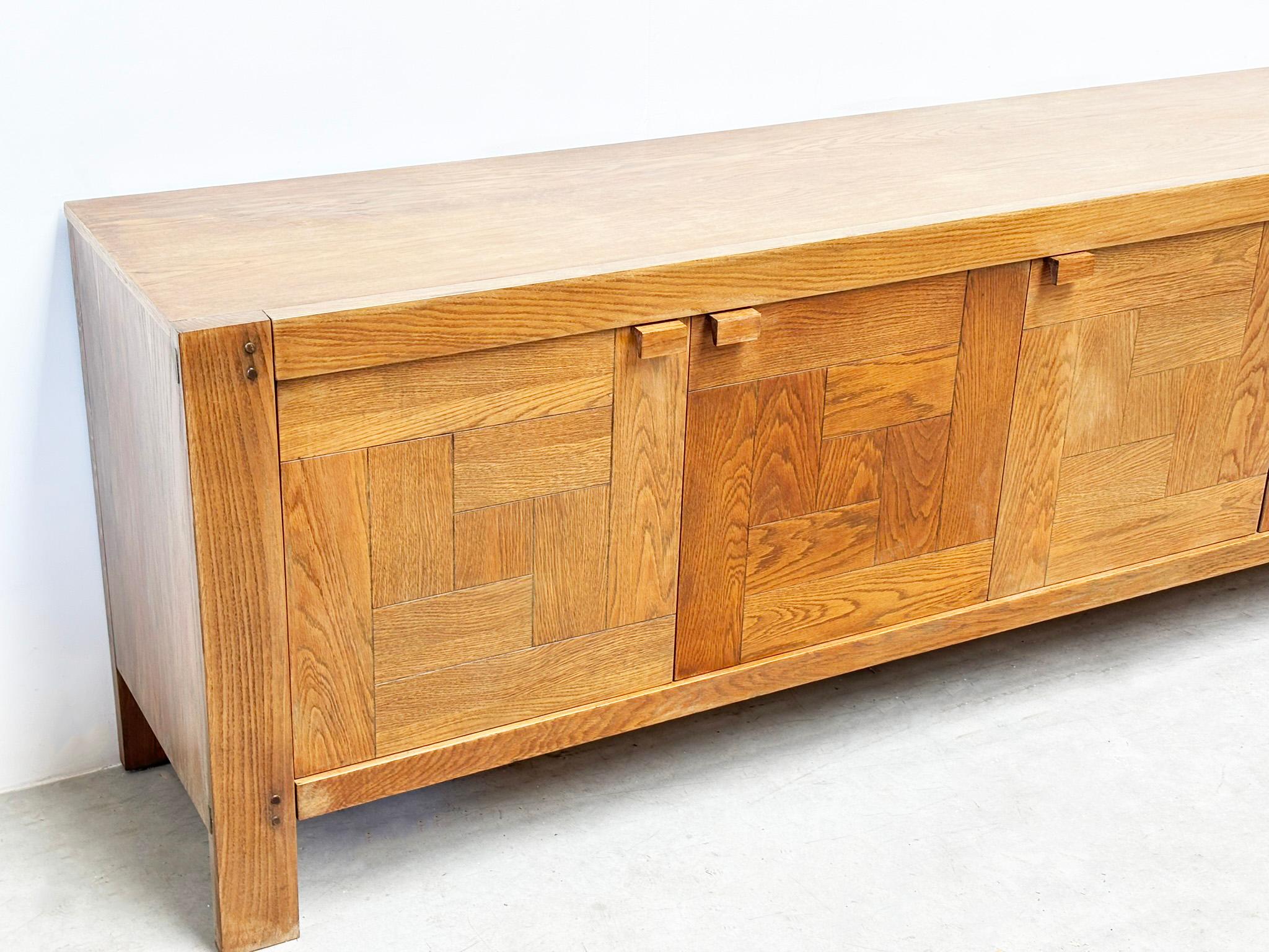 Frans Defour graphical oak sideboard In Good Condition In Nijlen, VAN