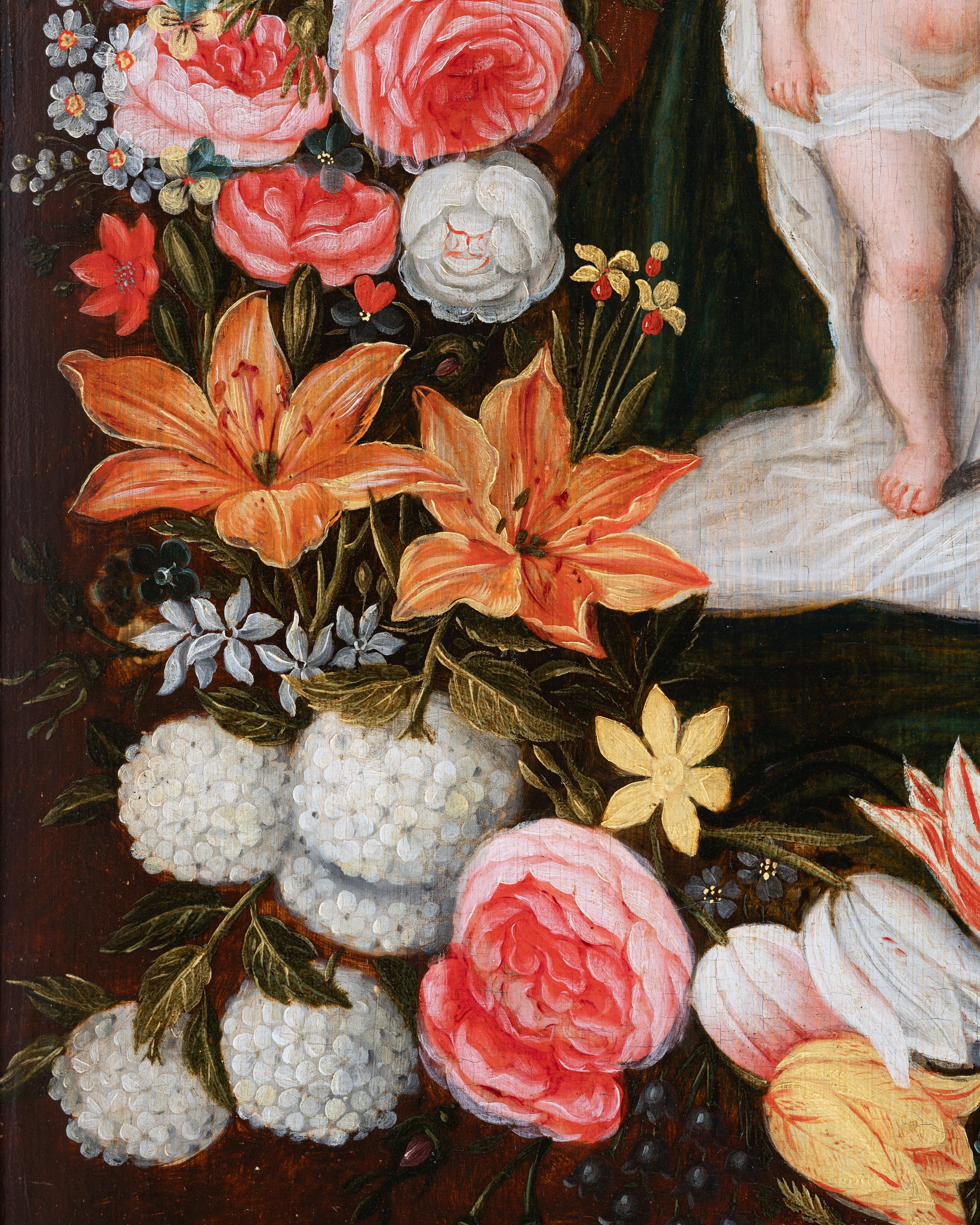 Vierge & Child dans une guirlande de fleurs, Flamand, 17e siècle, Studio de F. Francken en vente 3