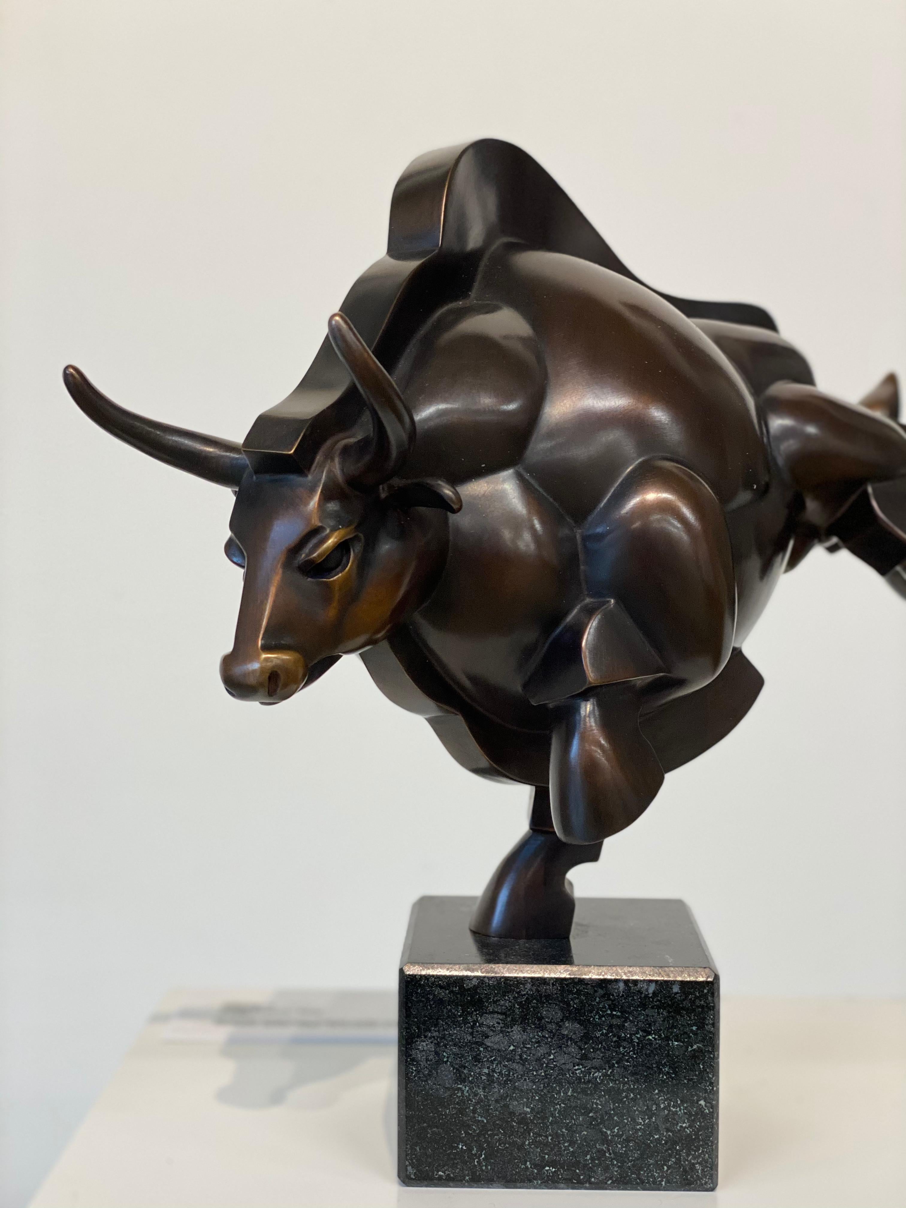 Bull Power- 21st Century Contemporary Bronze Sculpture of a Bull Running - Gold Figurative Sculpture by Frans van Straaten