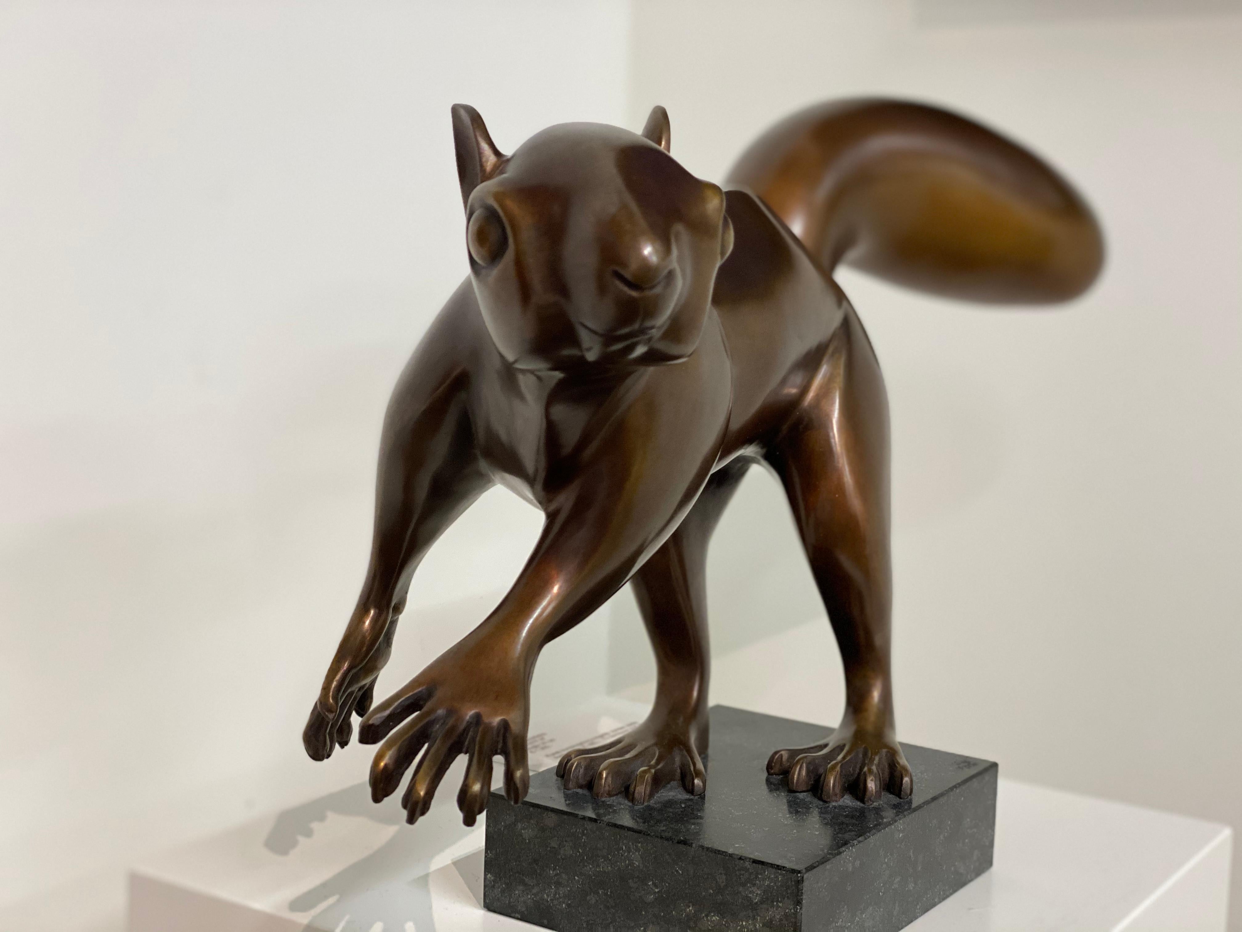 Catch me if you can!- 21st Century Dutch Bronze Sculpture of a Squirrel - Gold Figurative Sculpture by Frans van Straaten