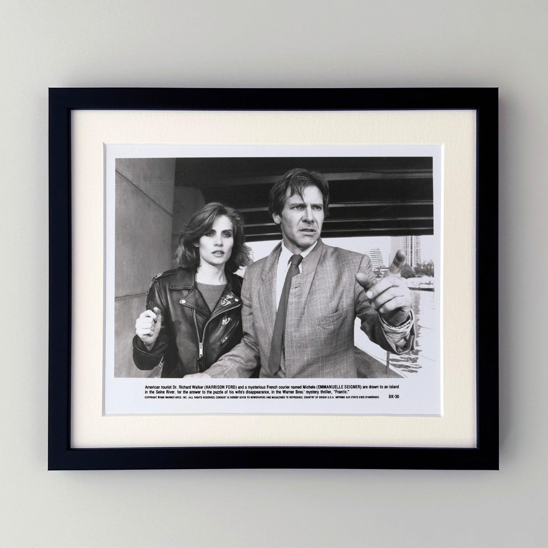 Fotograma original de película publicitaria de 8x10 pulgadas para Frenético (1988) protagonizada por Harrison Ford y dirigida por Roman Polanski.

Los fotogramas publicitarios (película/producción) se crearon para ayudar a los estudios a promocionar