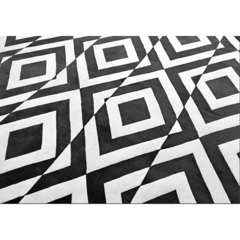 Frantik 400 Rug by Illulian In New Condition For Sale In Geneve, CH