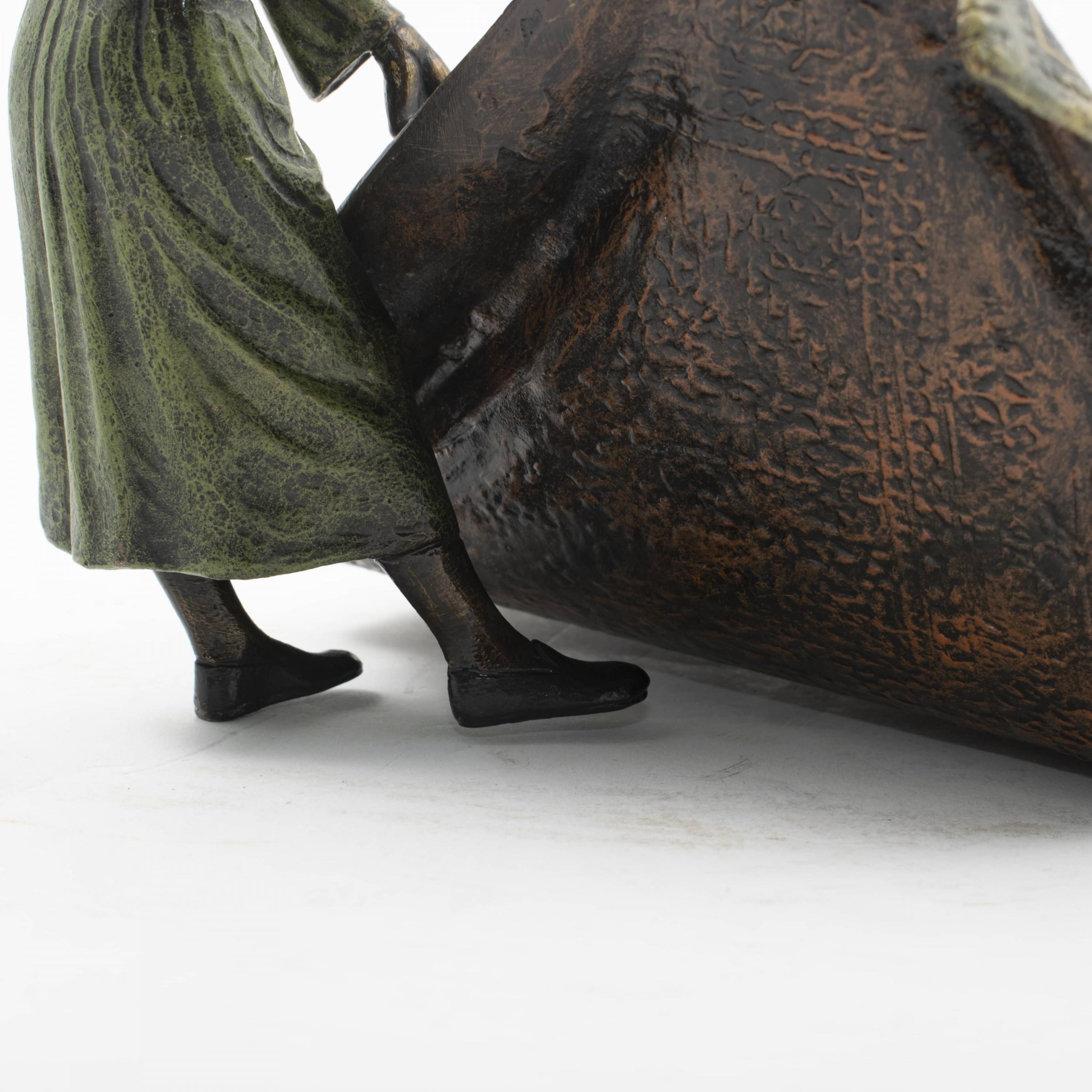 Franz Bergman Vienna Bronze Sculpture, Orientalist Carpet Seller In Good Condition In Kastrup, DK