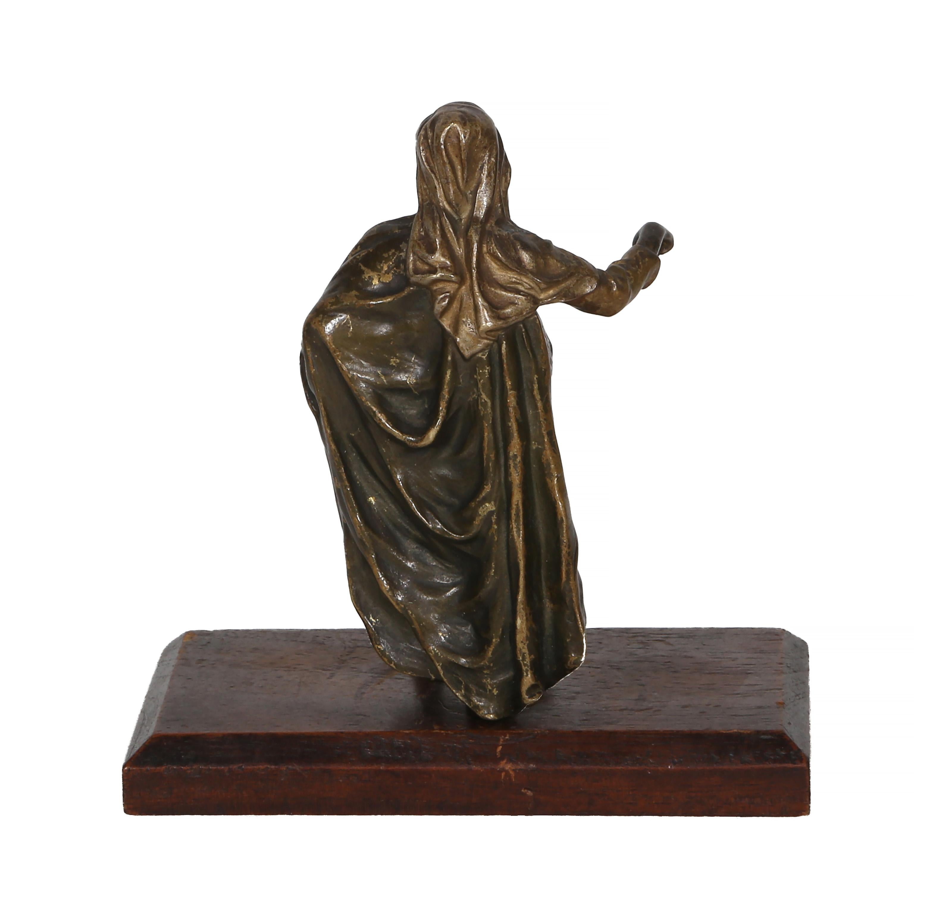 Soldier, Orientalist Bronze Sculpture by Franz Bergmann For Sale 5