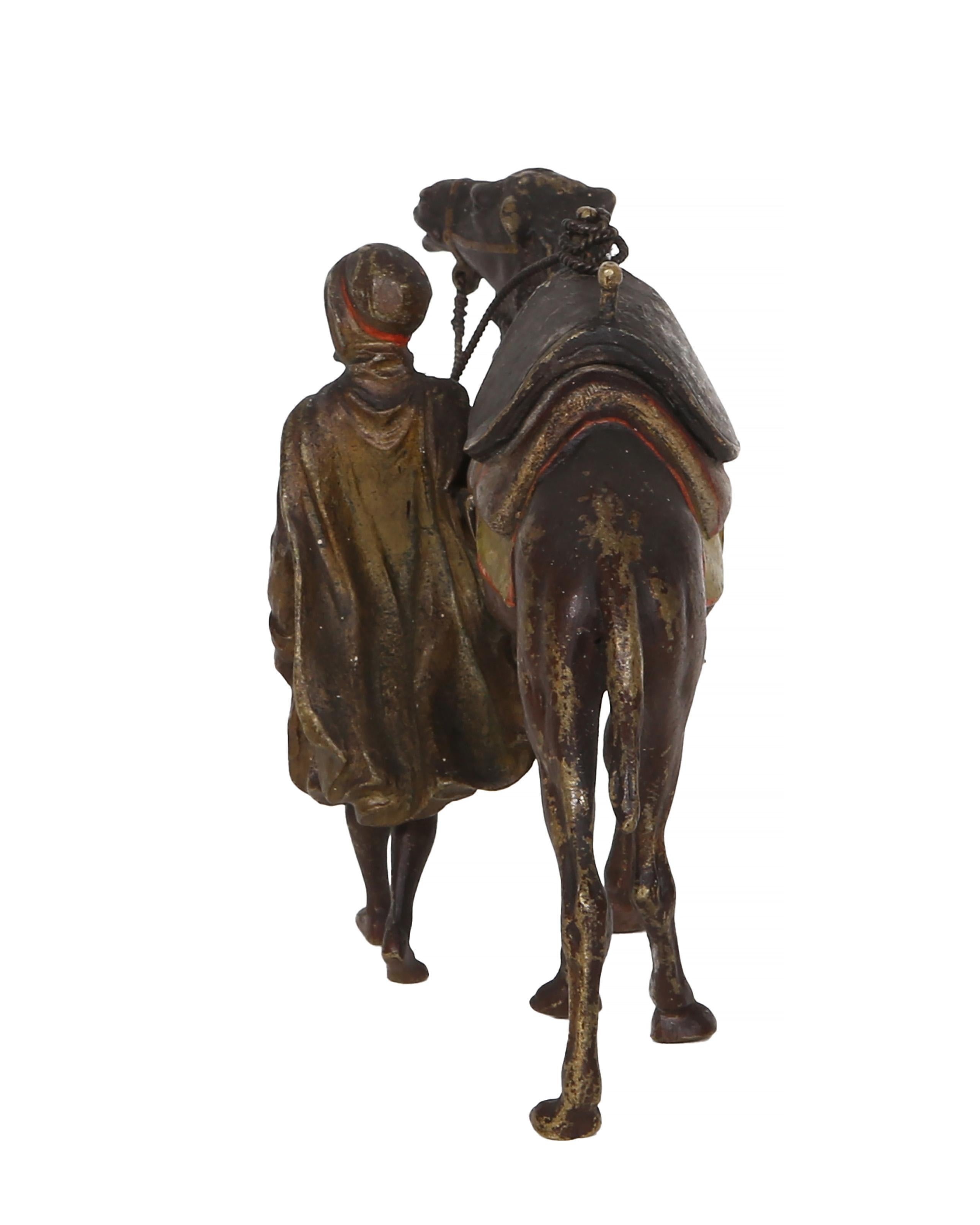 Traveler with Camel, Orientalist Bronze Sculpture by Franz Bergmann For Sale 5