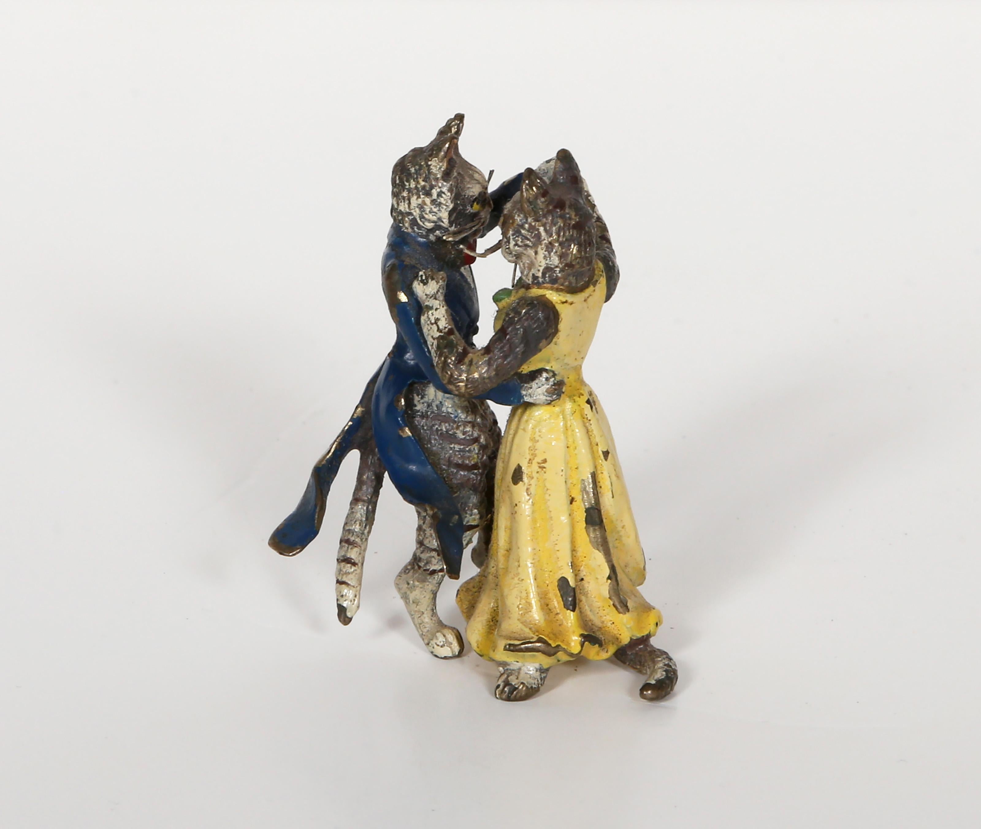 Two Cats Dancing, Orientalist Bronze Sculpture by Franz Bergmann For Sale 3