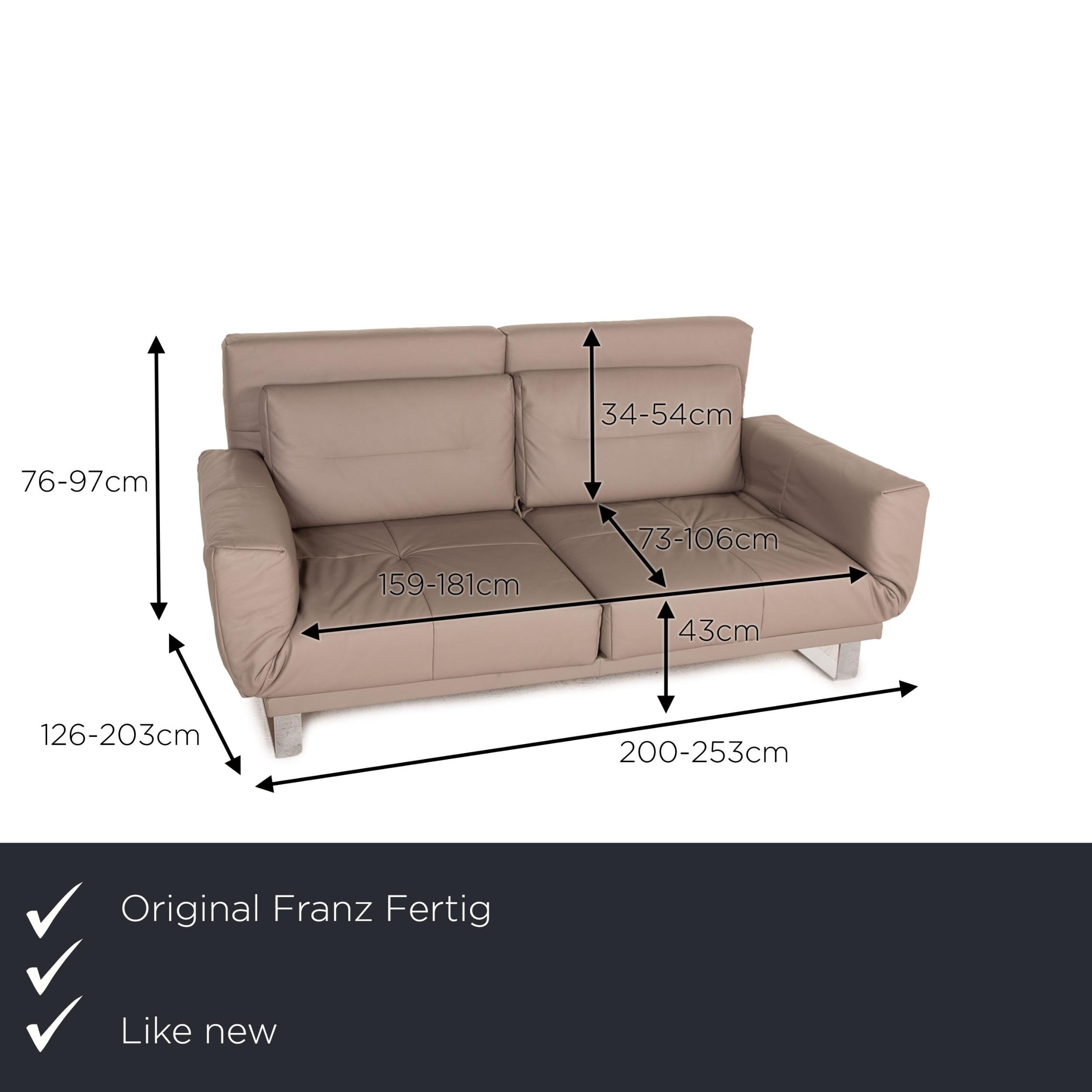 We present to you a Franz Fertig Letto leather sofa beige two-seater function sleeping function.
 SKU: #16931-c5
 

 Product measurements in centimeters:
 

 depth: 126
 width: 200
 height: 76
 seat height: 43
 rest height: 50
 seat