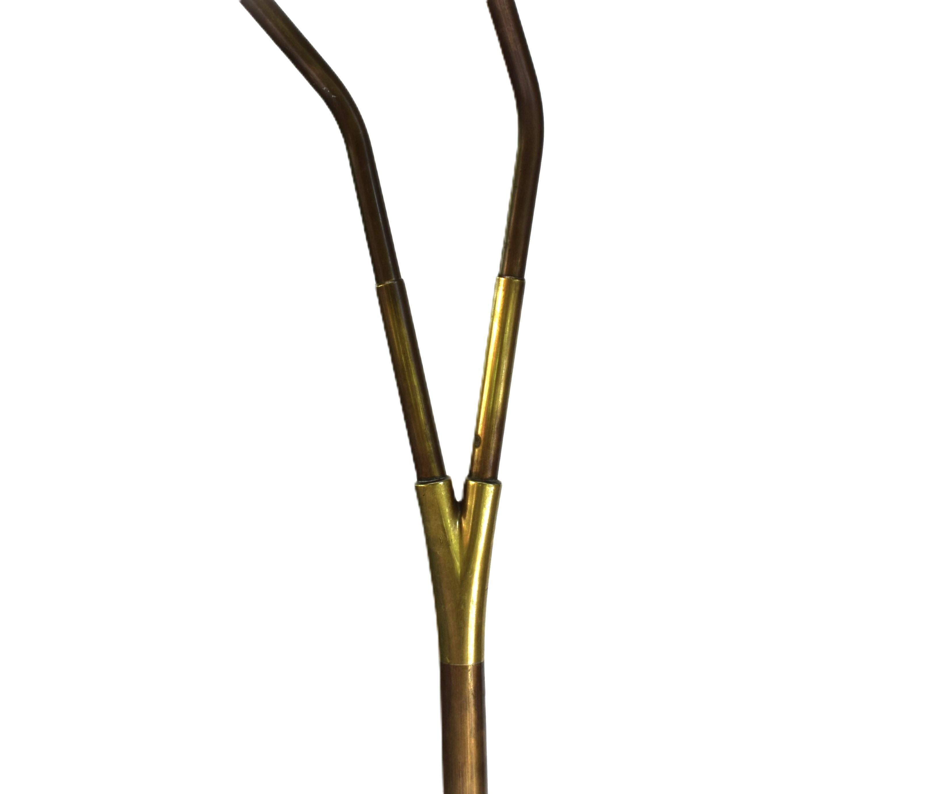 Franz Hagenauer, lámpara de pie Flamingo de calidad de museo (patente de ángulo de tubo) Austríaco en venta