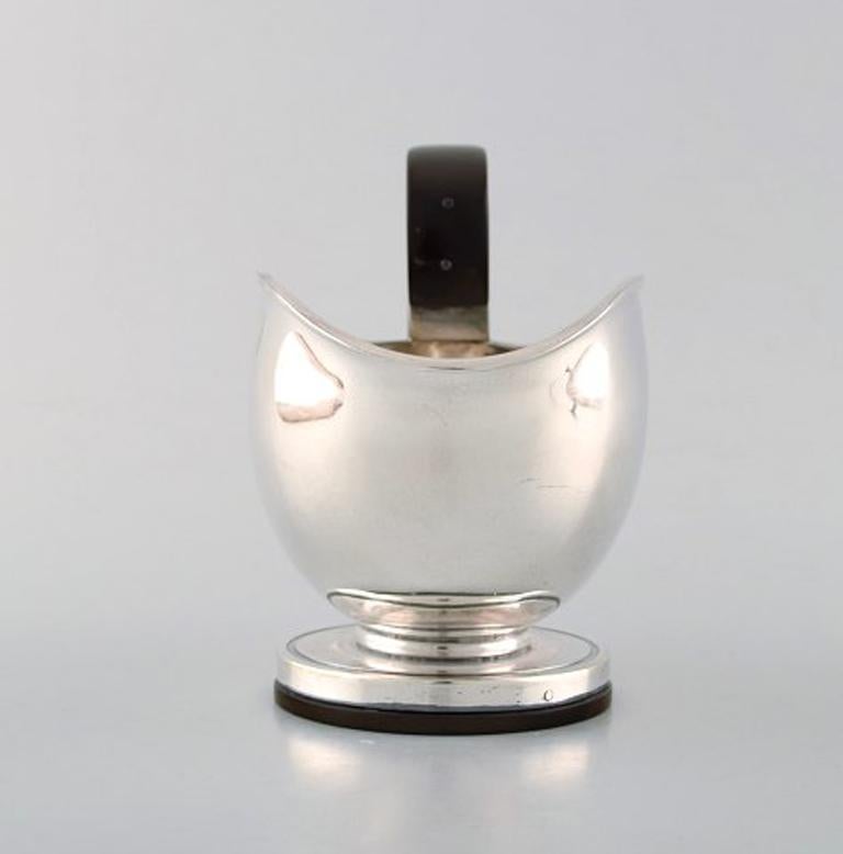 Art Deco Franz Hingelberg, Denmark, Funkis Sauce Boat with Sauce Spoon in Sterling Silver
