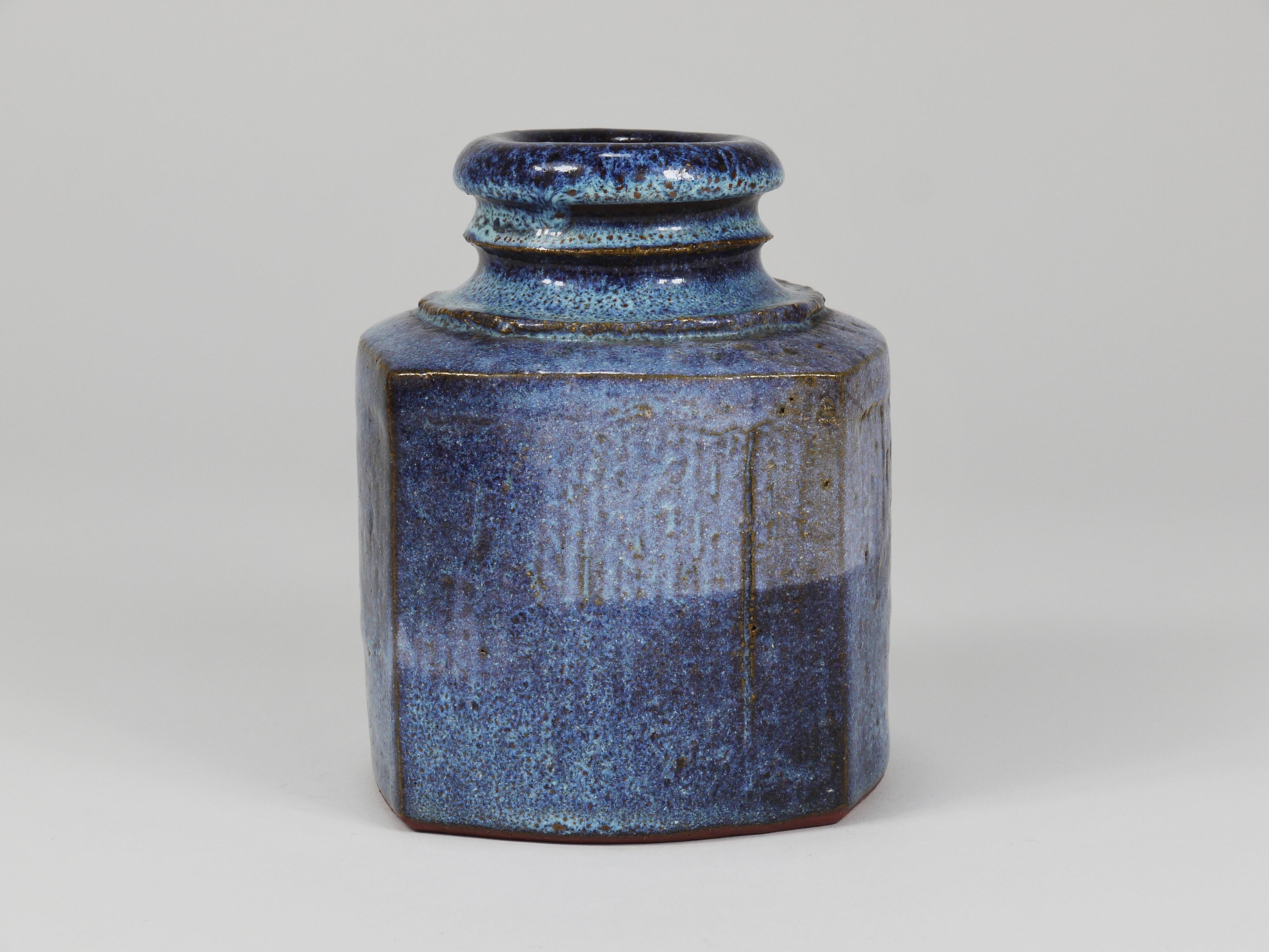 Franz Josef Altenburg Blue Ceramic Art Vase, Austria, 1980s In Good Condition For Sale In Vienna, AT