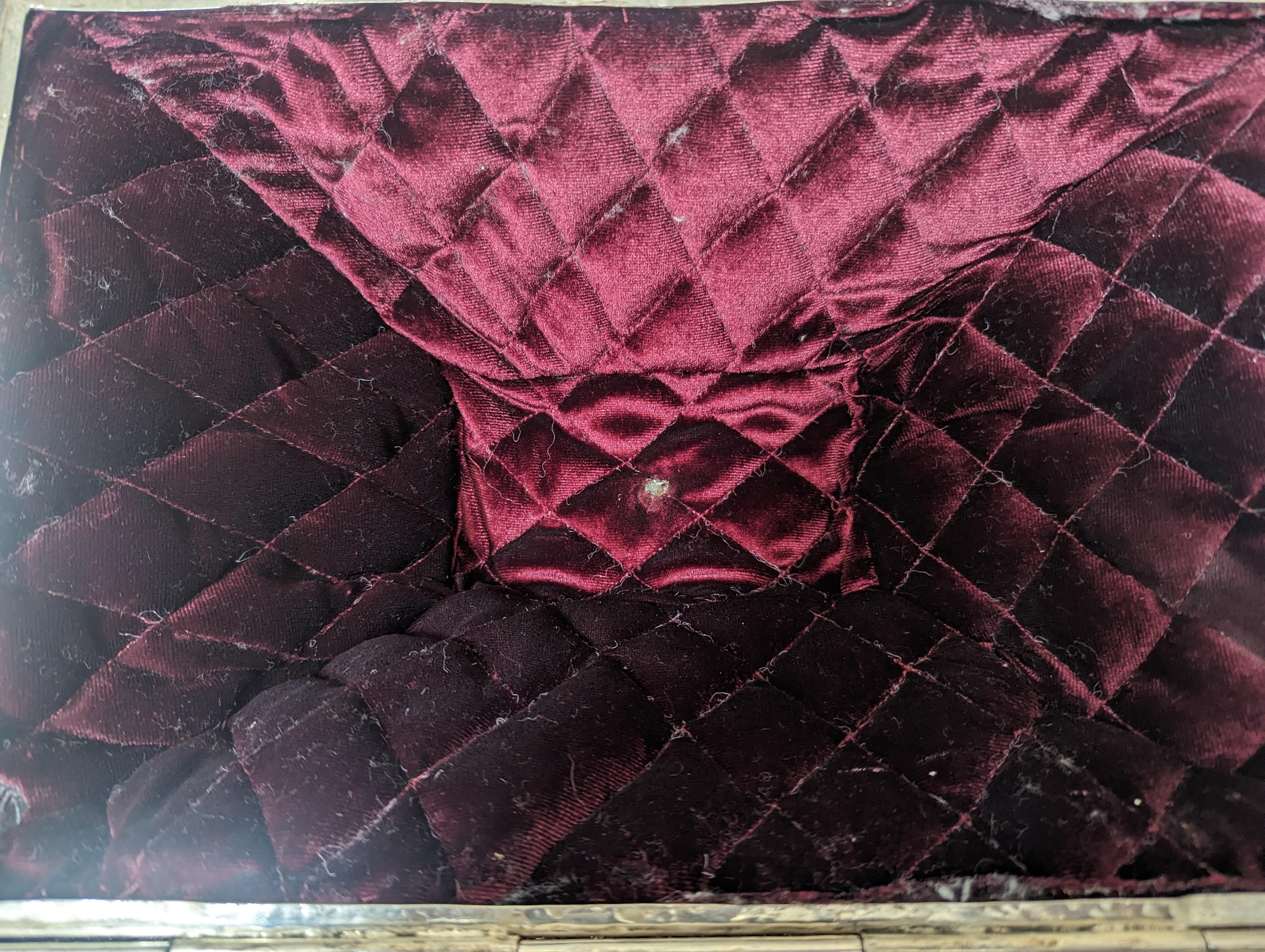 Cofre de plata de ley Franz Mayer en venta 3