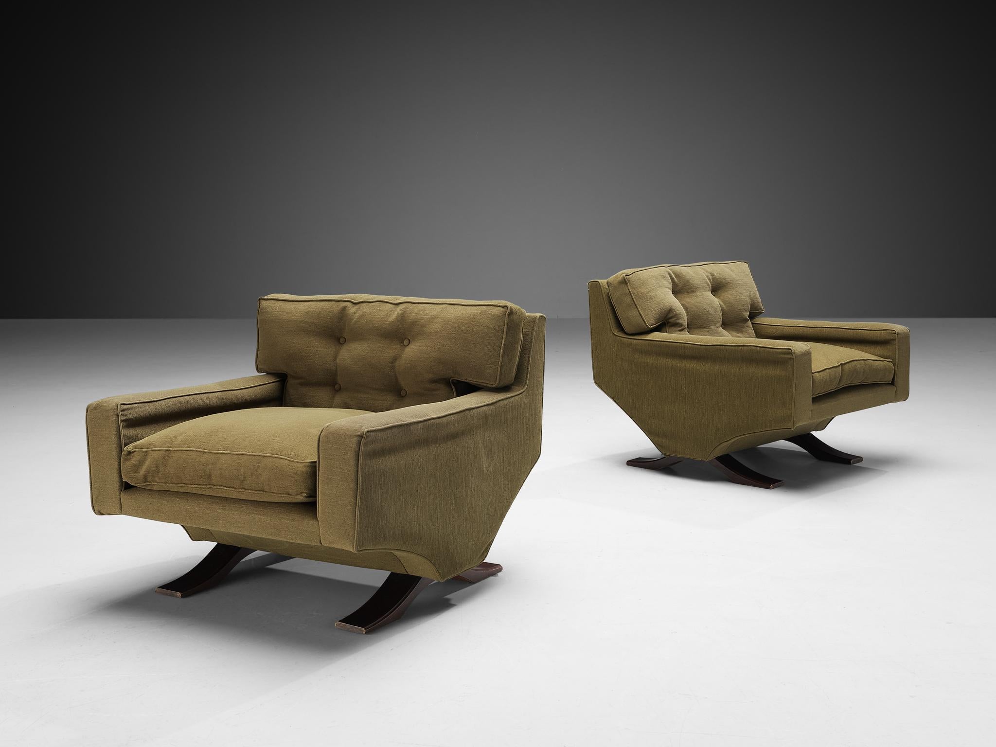 Franz Sartori for Flexform, pair of lounge chairs, beech, fabric, Italy, 1960s.

This outstanding pair of lounge chairs has an utterly well-balanced construction concealing a great sense of proportions, which reflects his work as a sculptor. The